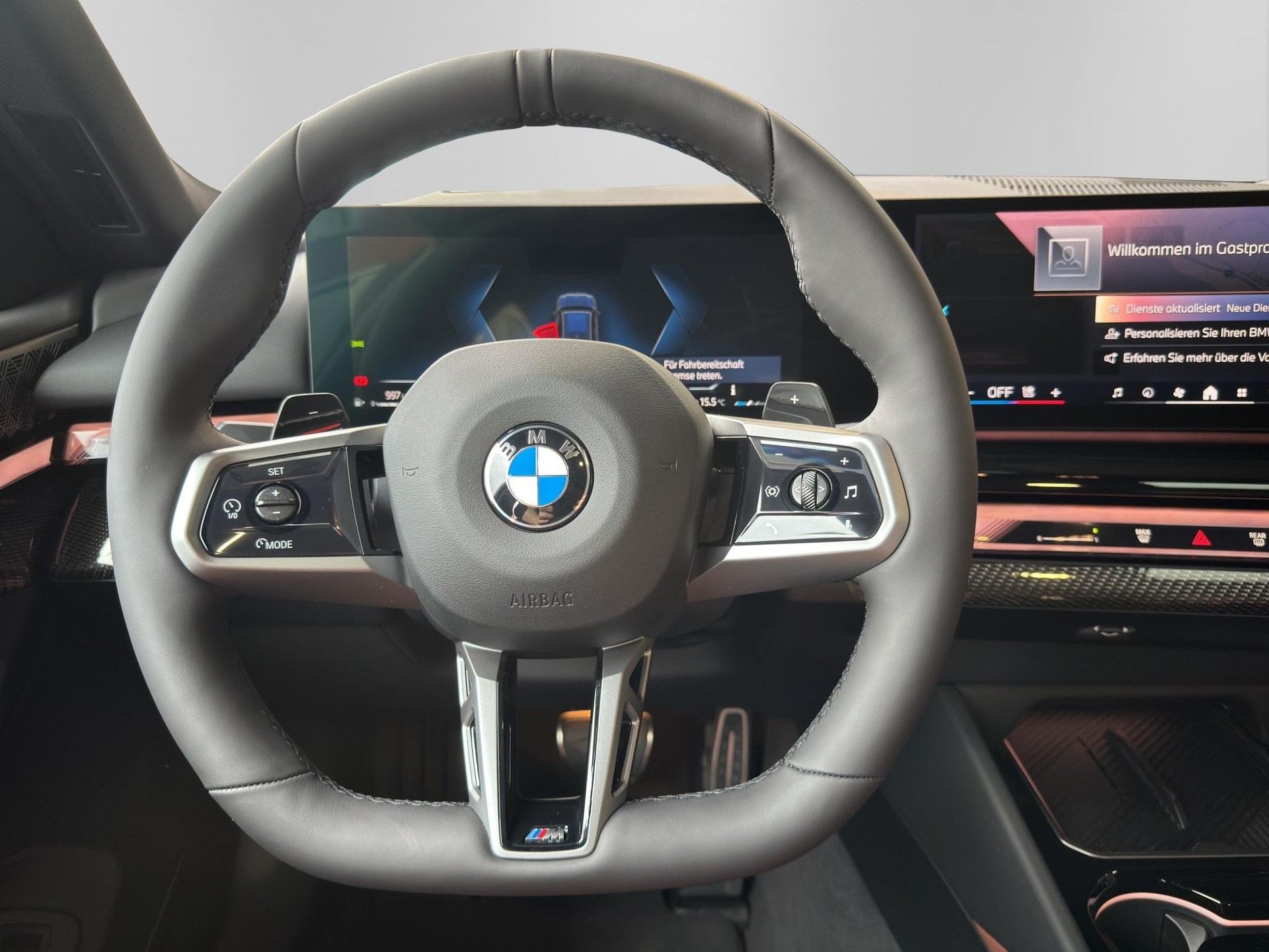BMW 540d xDrive Touring M Sport Pro-image-13