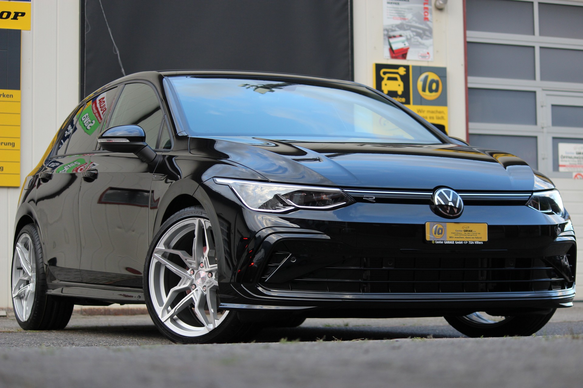 VW Golf 1.5 e TSI ACT Life R-Line DSG-showroom-element-3