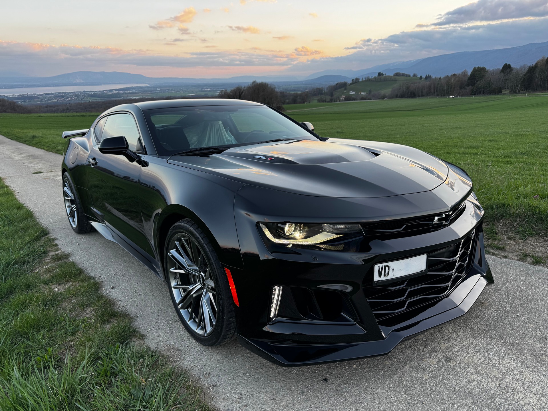 CHEVROLET ZL1-image-10