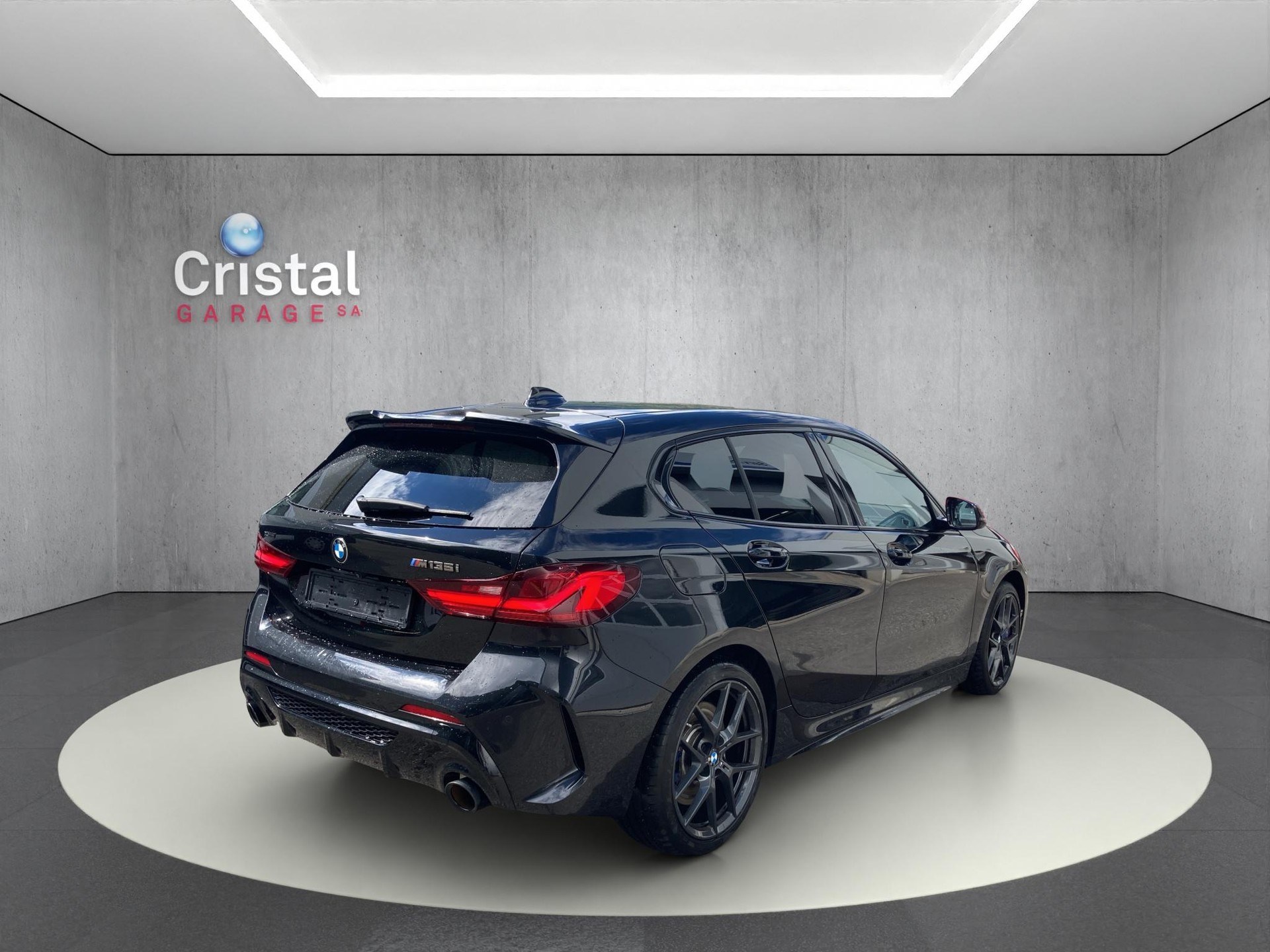 BMW M135i xDrive-image-3