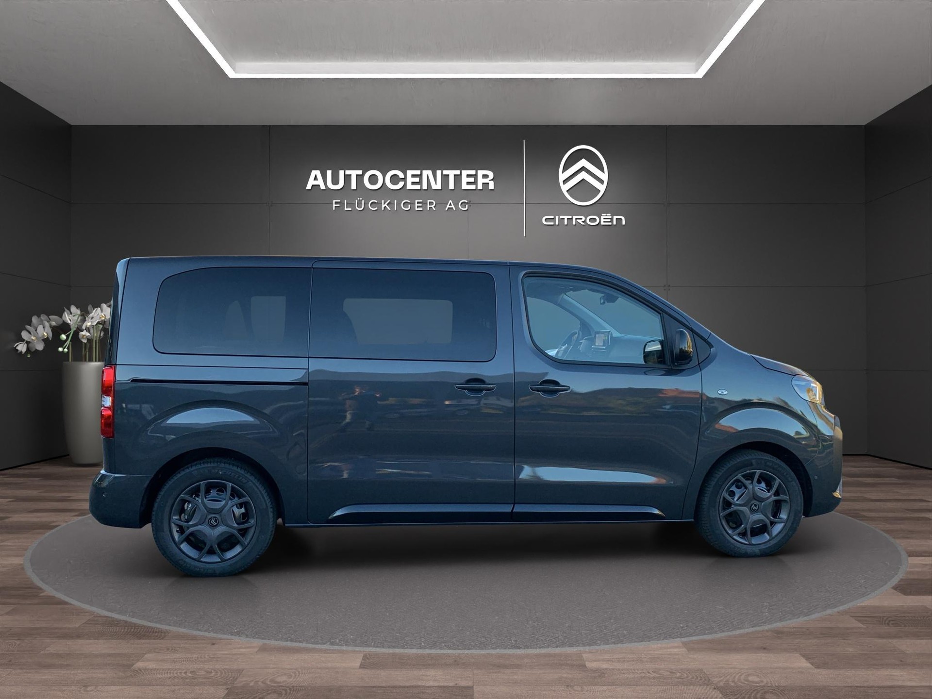 CITROEN Spacetourer M 2.0 BlueHDi 180 You S/S-image-3