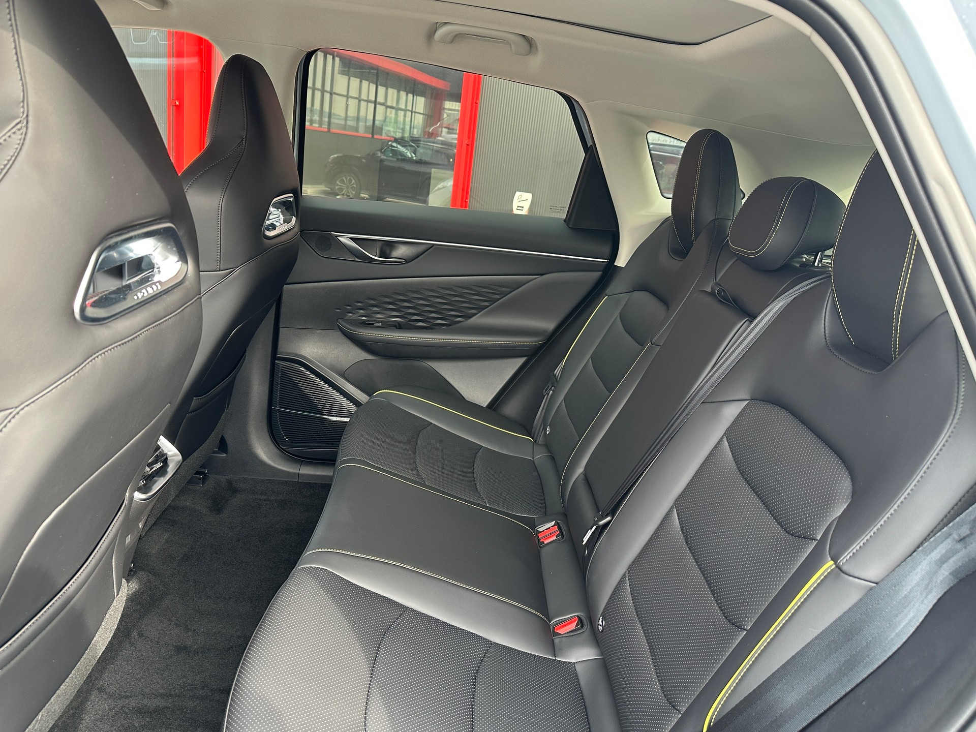 BAIC X55 1.5 Luxury-image-9