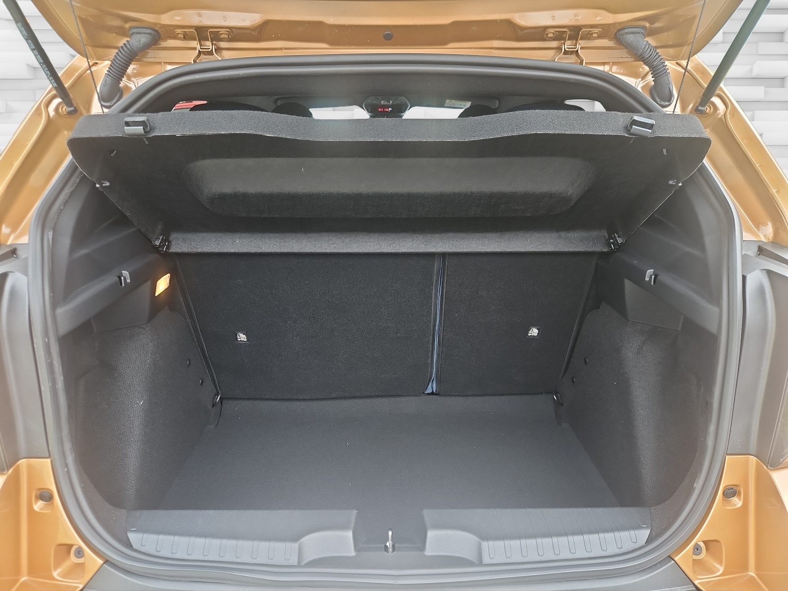 FIAT Grande Panda MHEV ICON-image-15