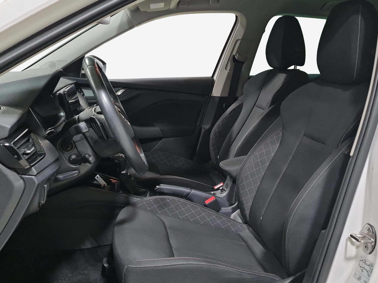 SKODA Kamiq 1.0 TSI Ambition DSG-image-7