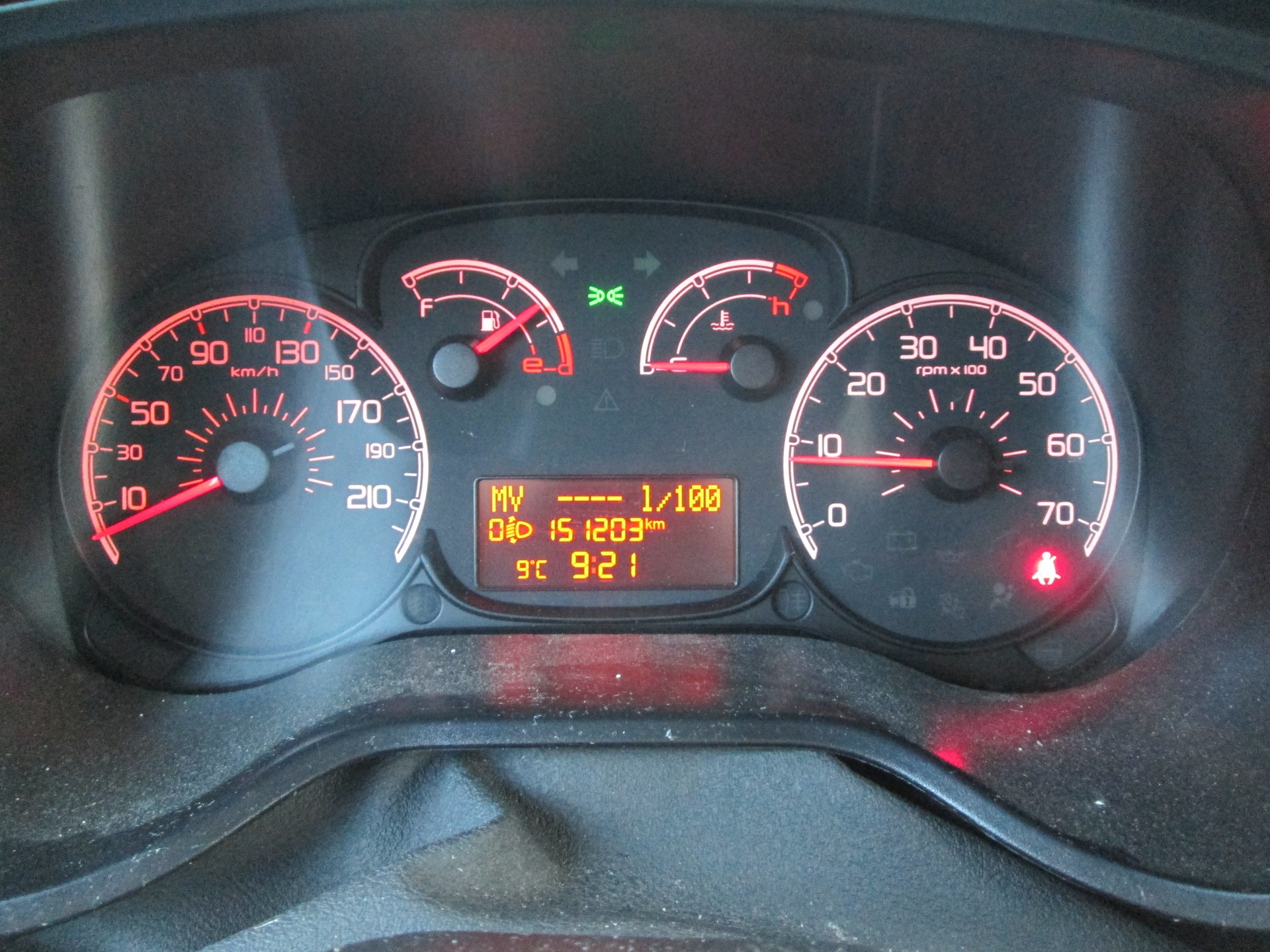 FIAT Doblò 1.4 T-jet-image-12
