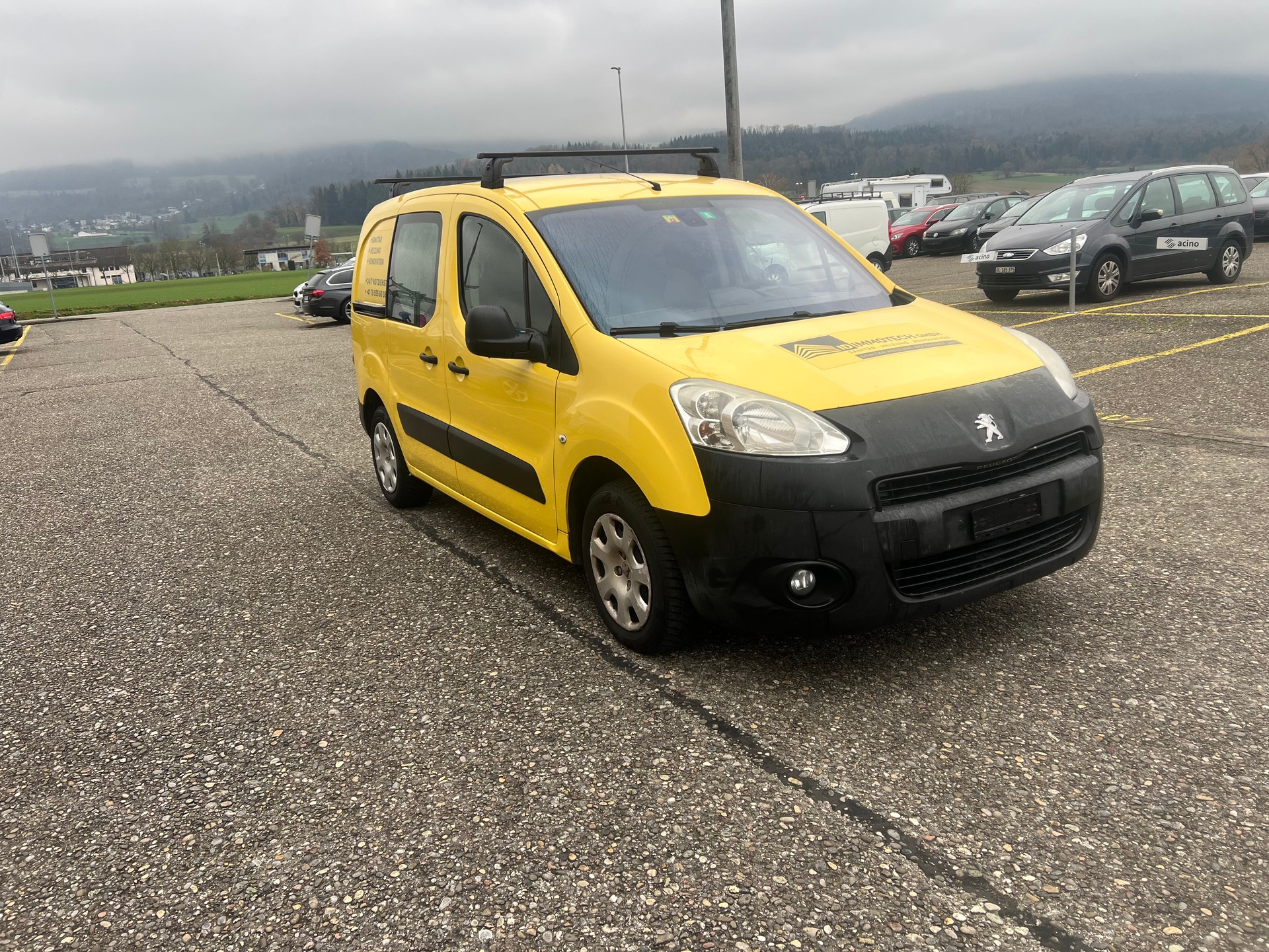 PEUGEOT Partner 1.6 VTi Urban Pack-image-1