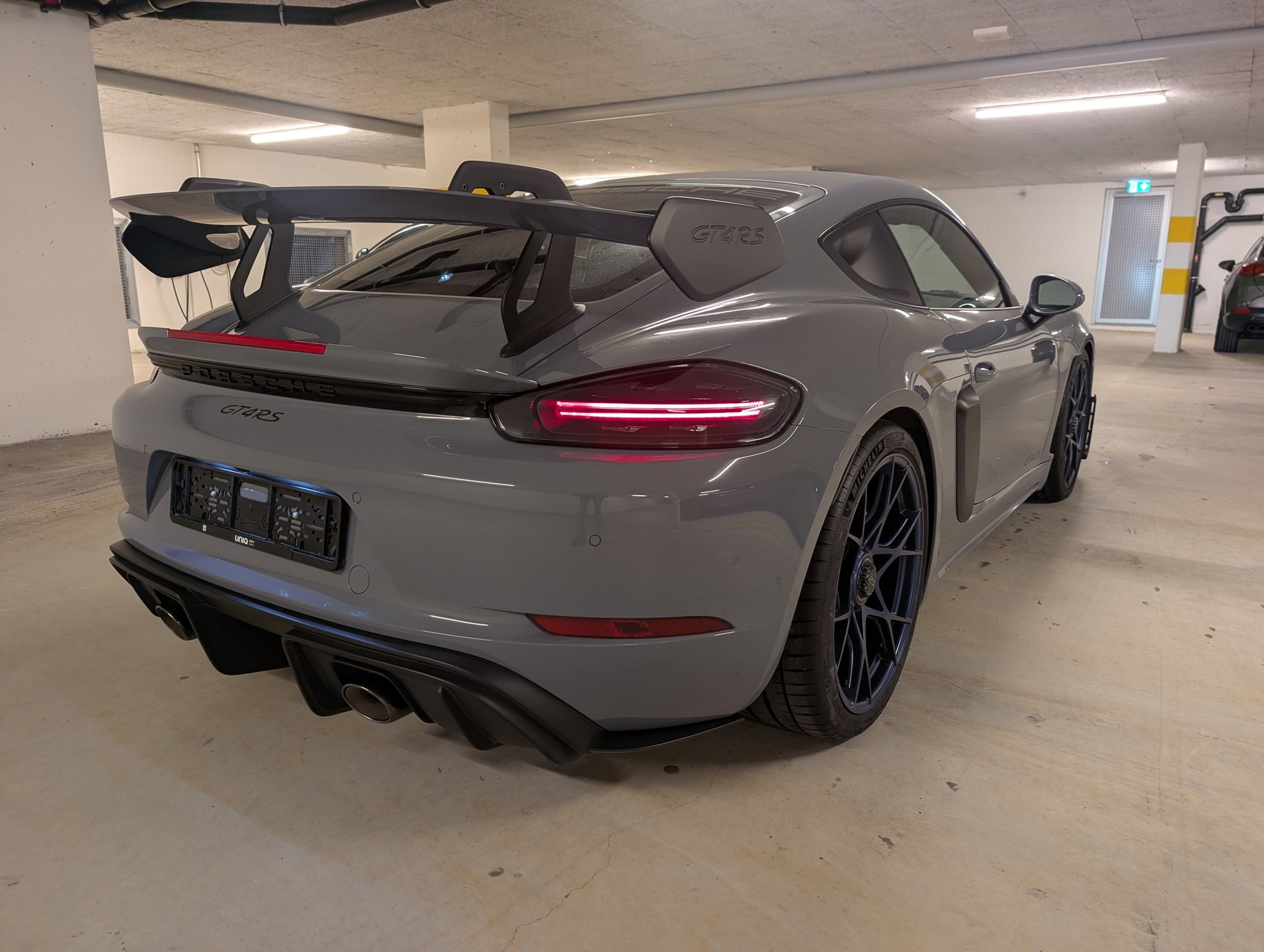 PORSCHE 718 Cayman GT4 RS PDK-image-8