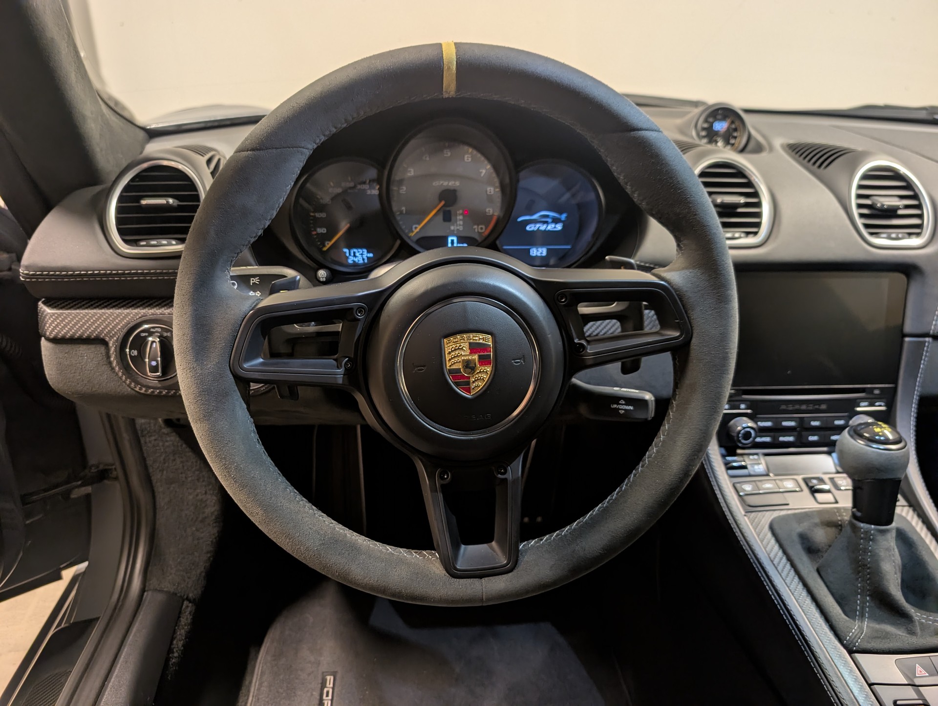 PORSCHE 718 Cayman GT4 RS PDK-image-12