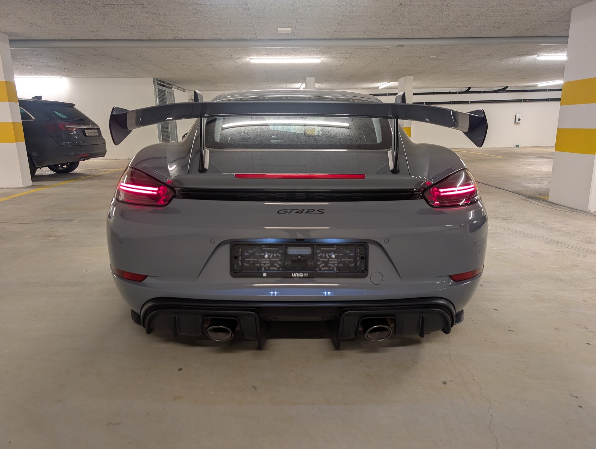 PORSCHE 718 Cayman GT4 RS PDK-image-6
