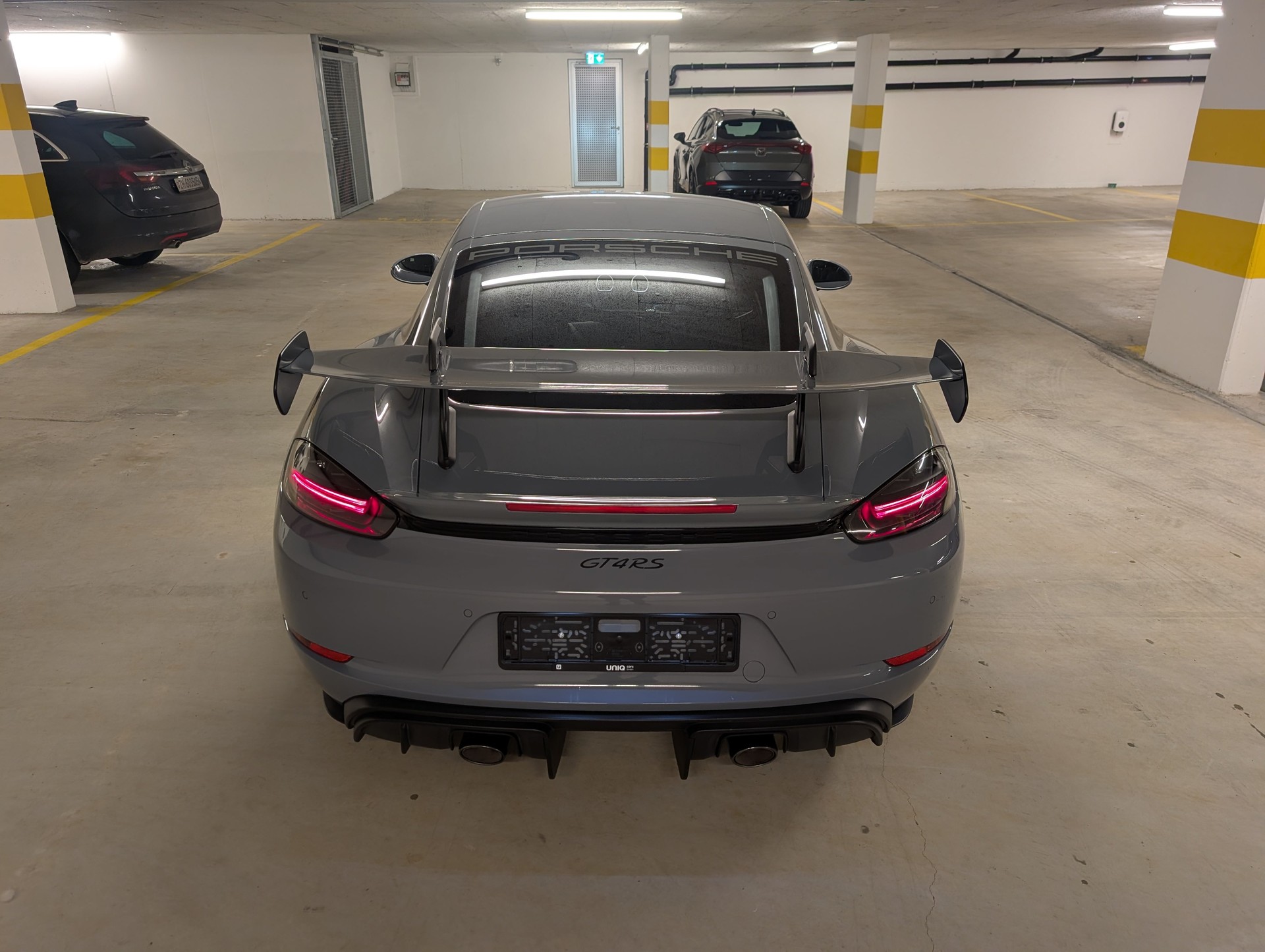 PORSCHE 718 Cayman GT4 RS PDK-image-7
