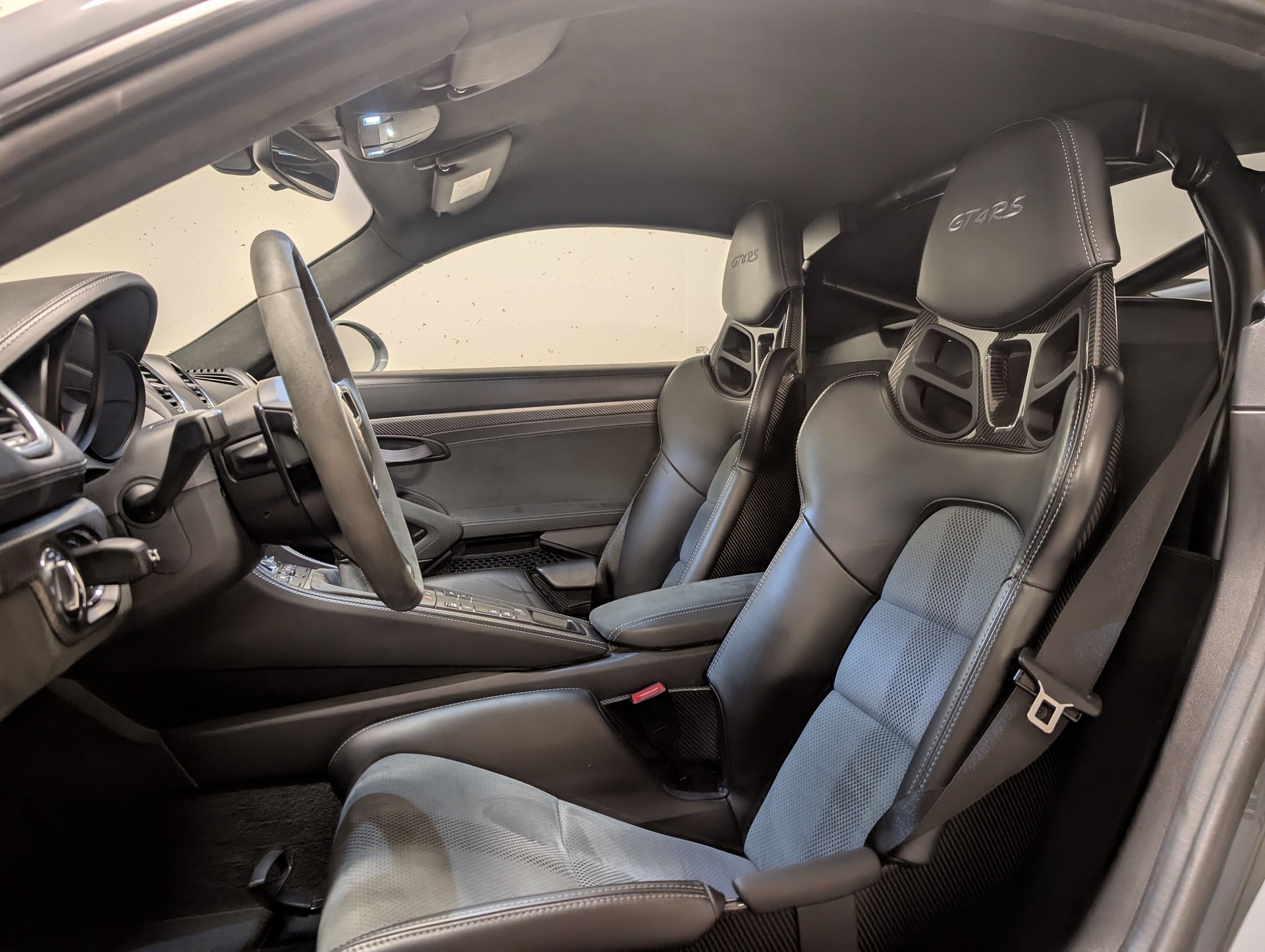 PORSCHE 718 Cayman GT4 RS PDK-image-10