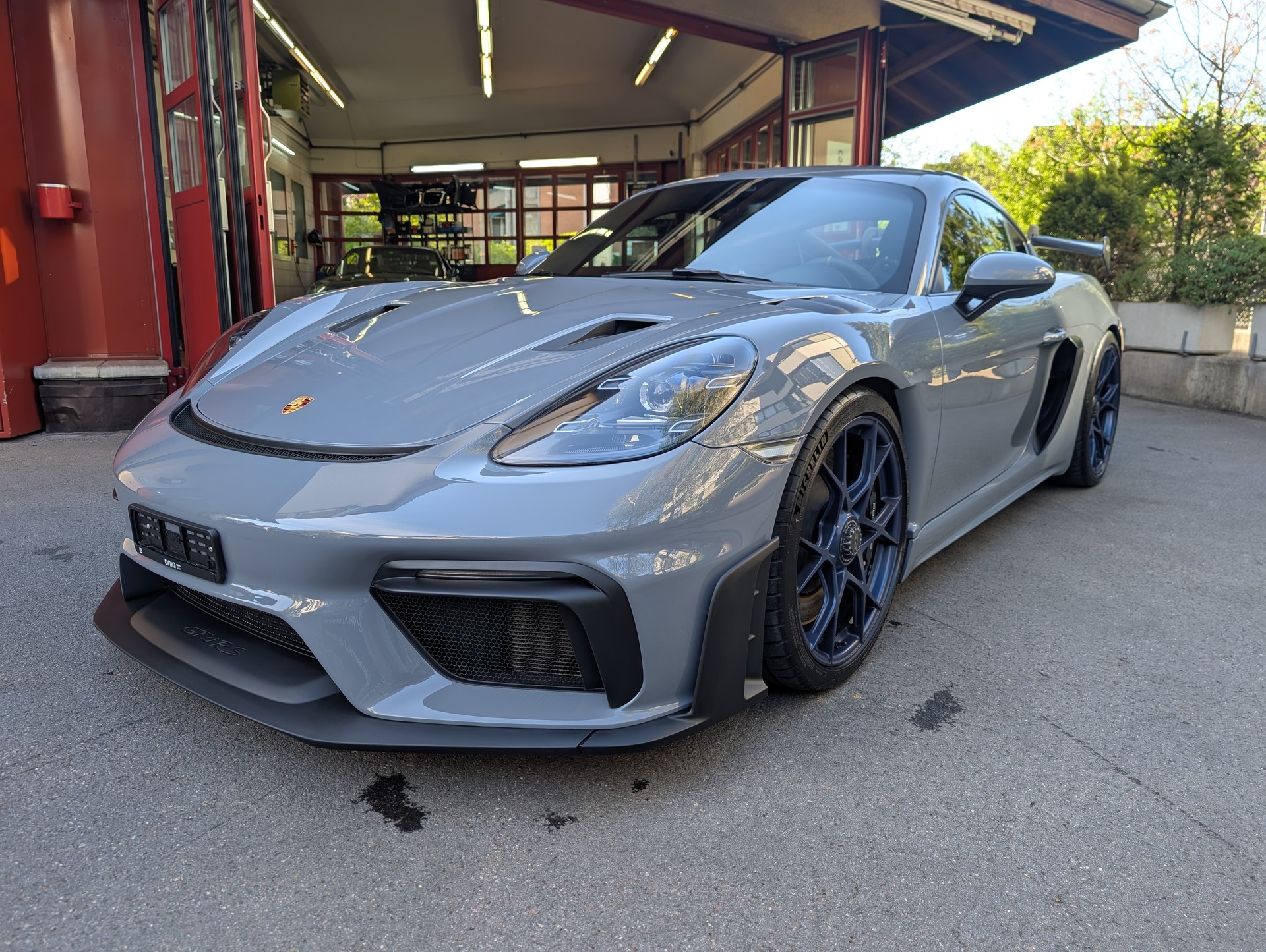 PORSCHE 718 Cayman GT4 RS PDK