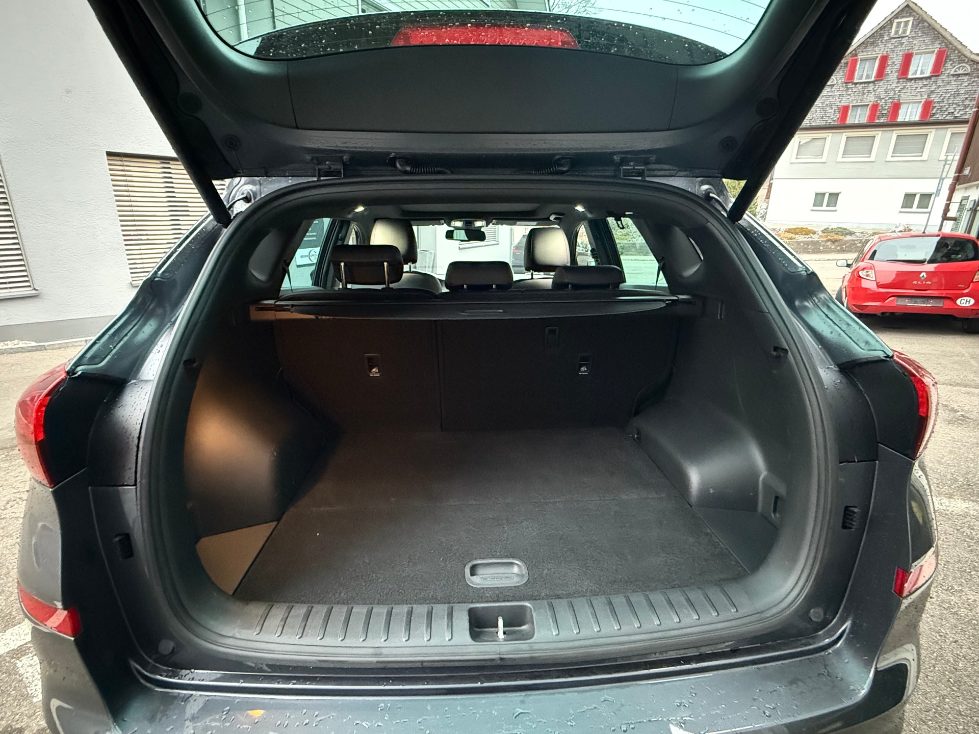 HYUNDAI Tucson 2.0 CRDI N-Line Mild Hybrid 4WD Automatic-image-6