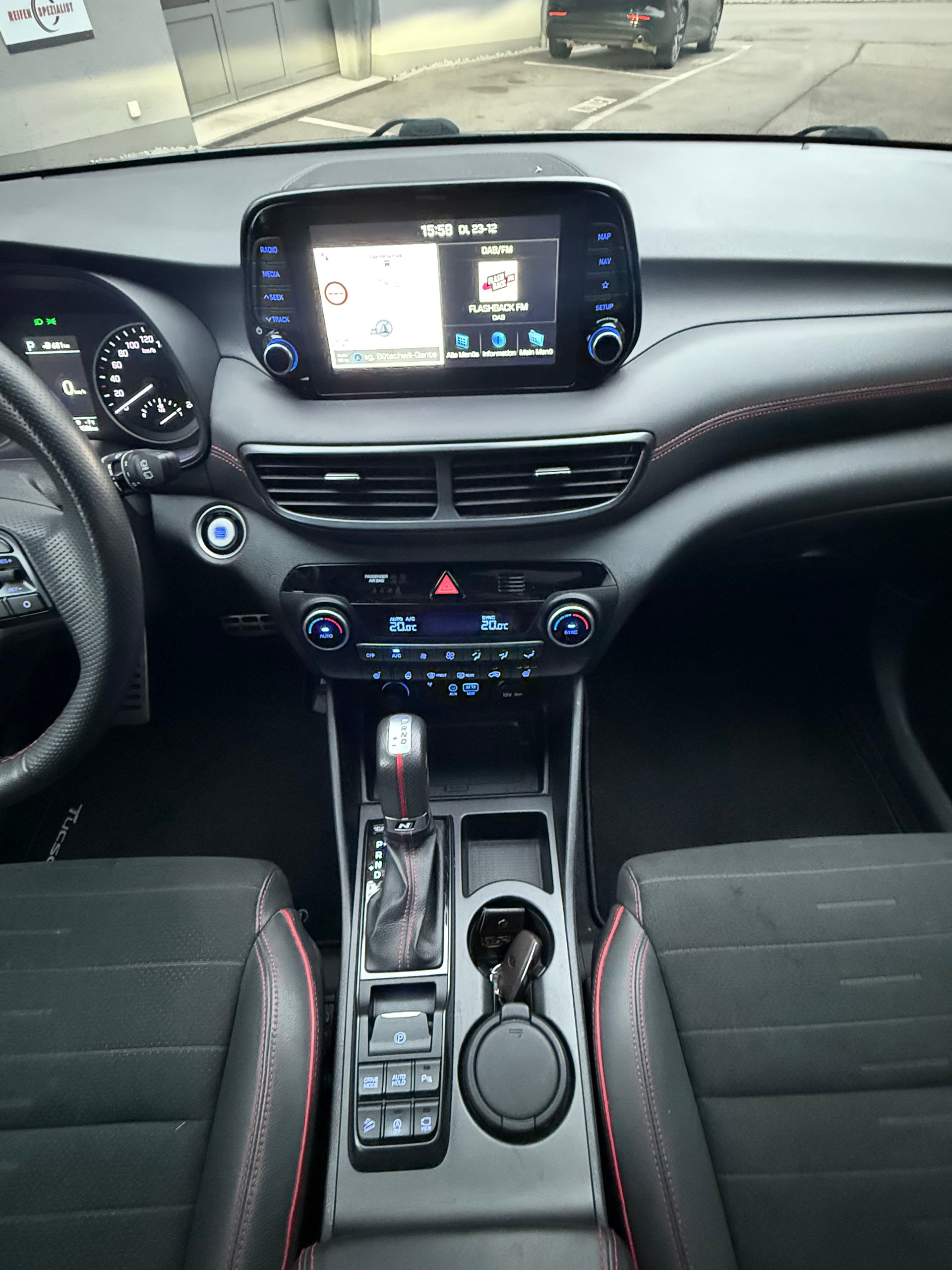 HYUNDAI Tucson 2.0 CRDI N-Line Mild Hybrid 4WD Automatic-image-11
