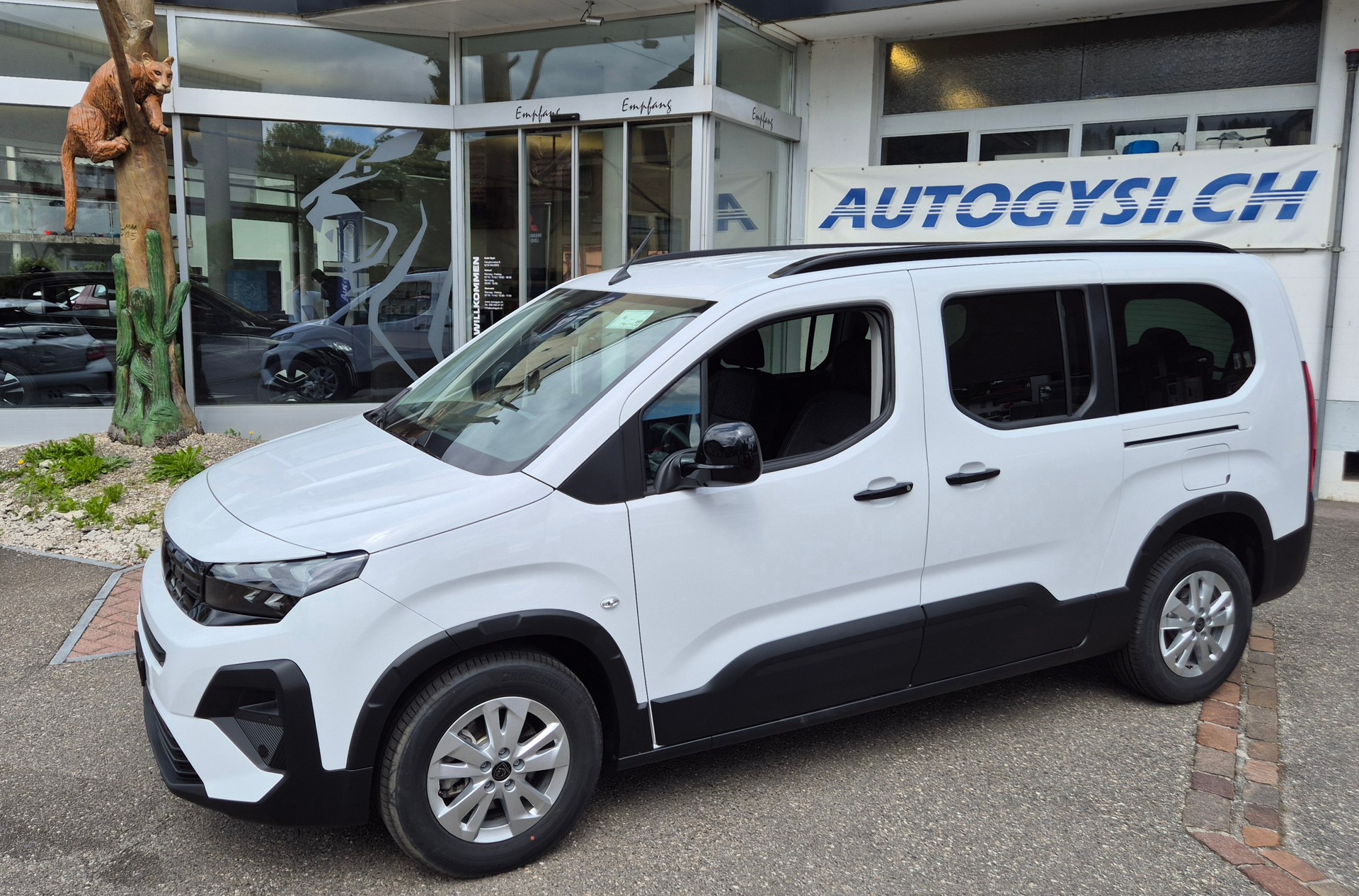PEUGEOT Rifter SwissPrime Automat Helvetia-image-4