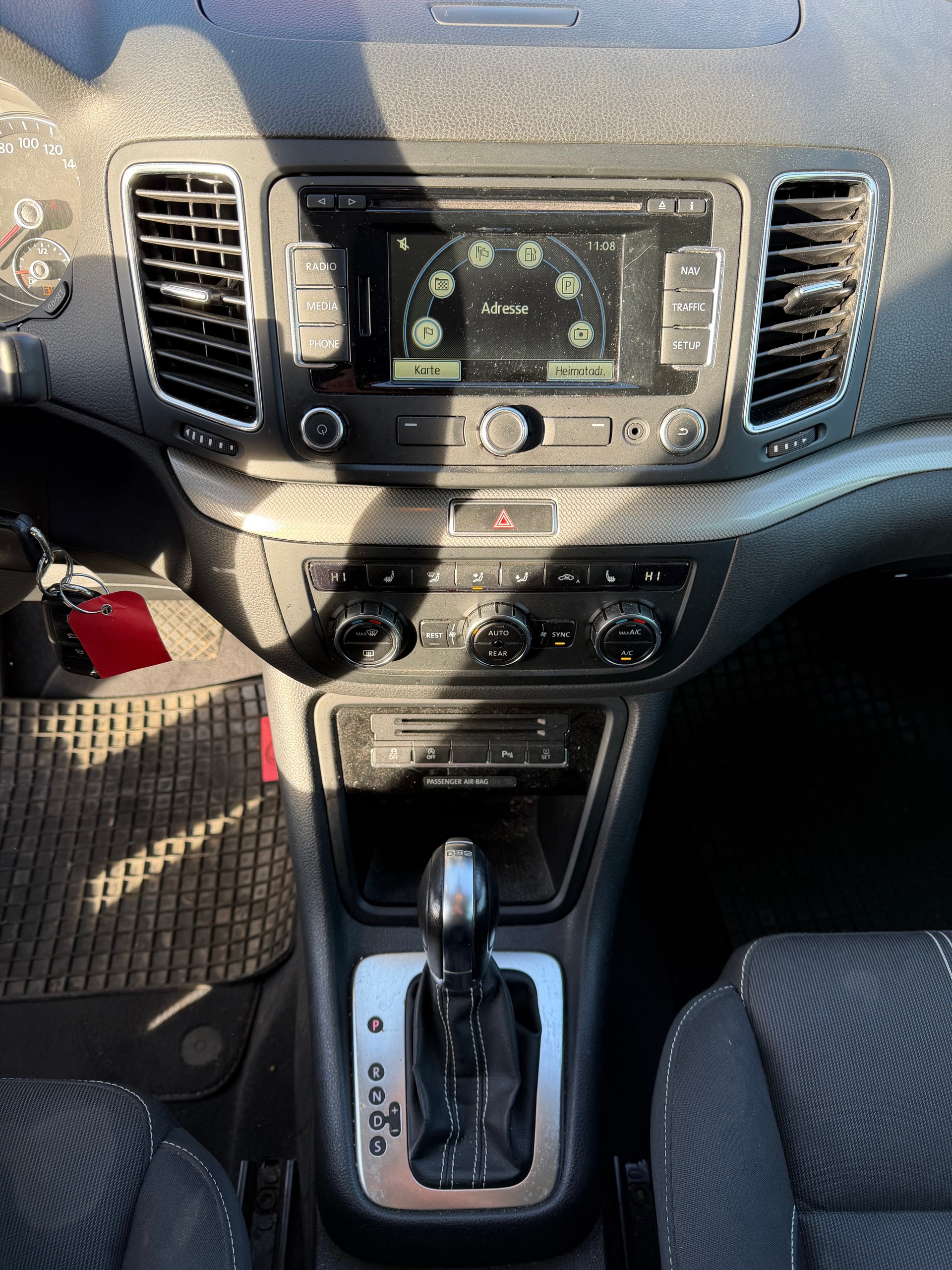 VW Sharan 2.0 TDI BMT Comfortline DSG-image-6