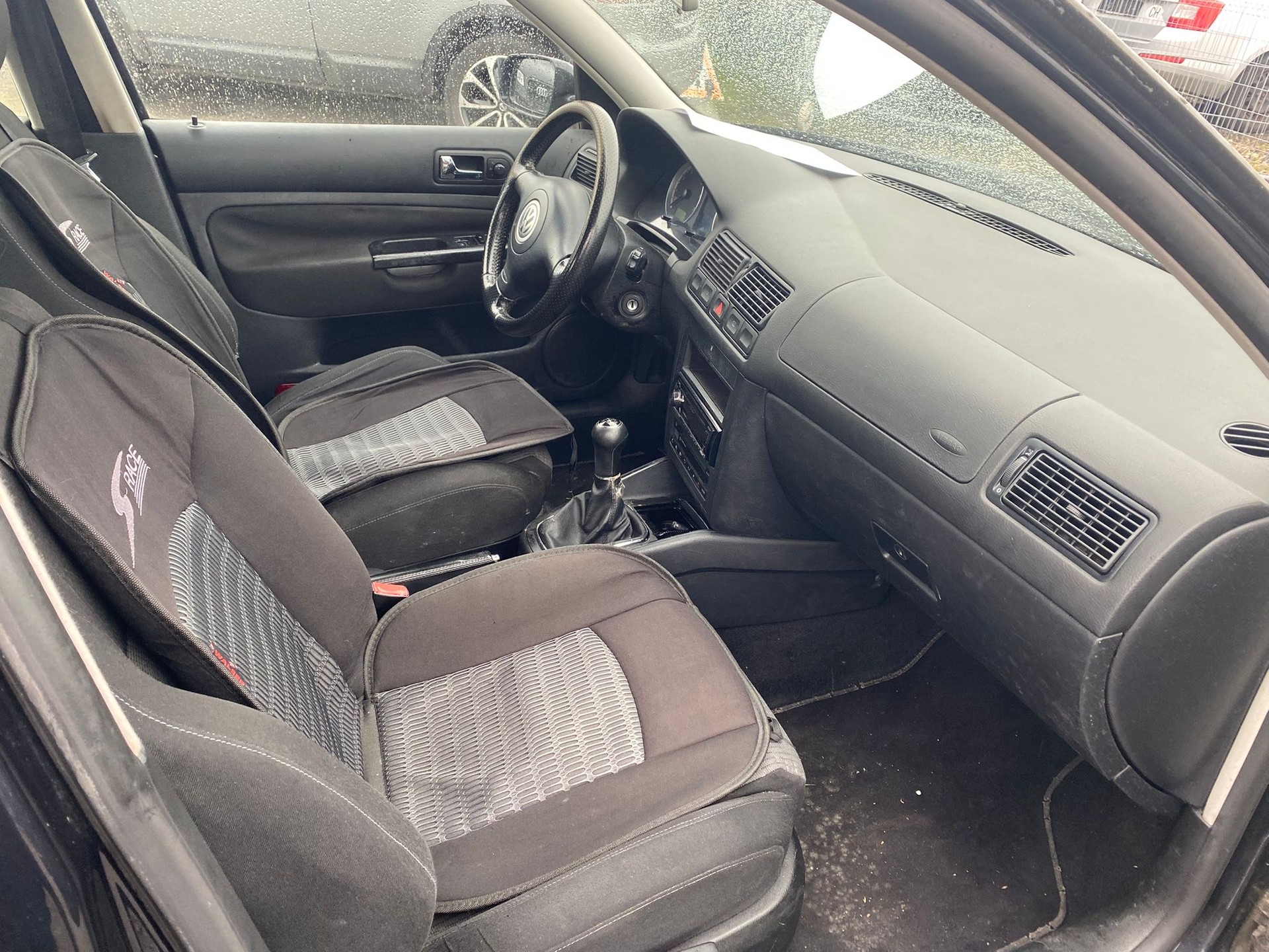 VW Golf 1.6 16V Comfortline-image-6