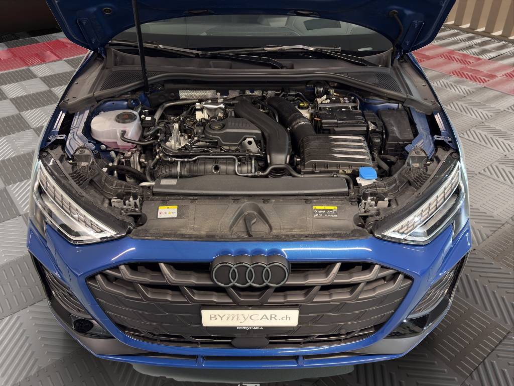 AUDI A3 Sportback TFSI 110 kW S line Attraction S tronic-image-11