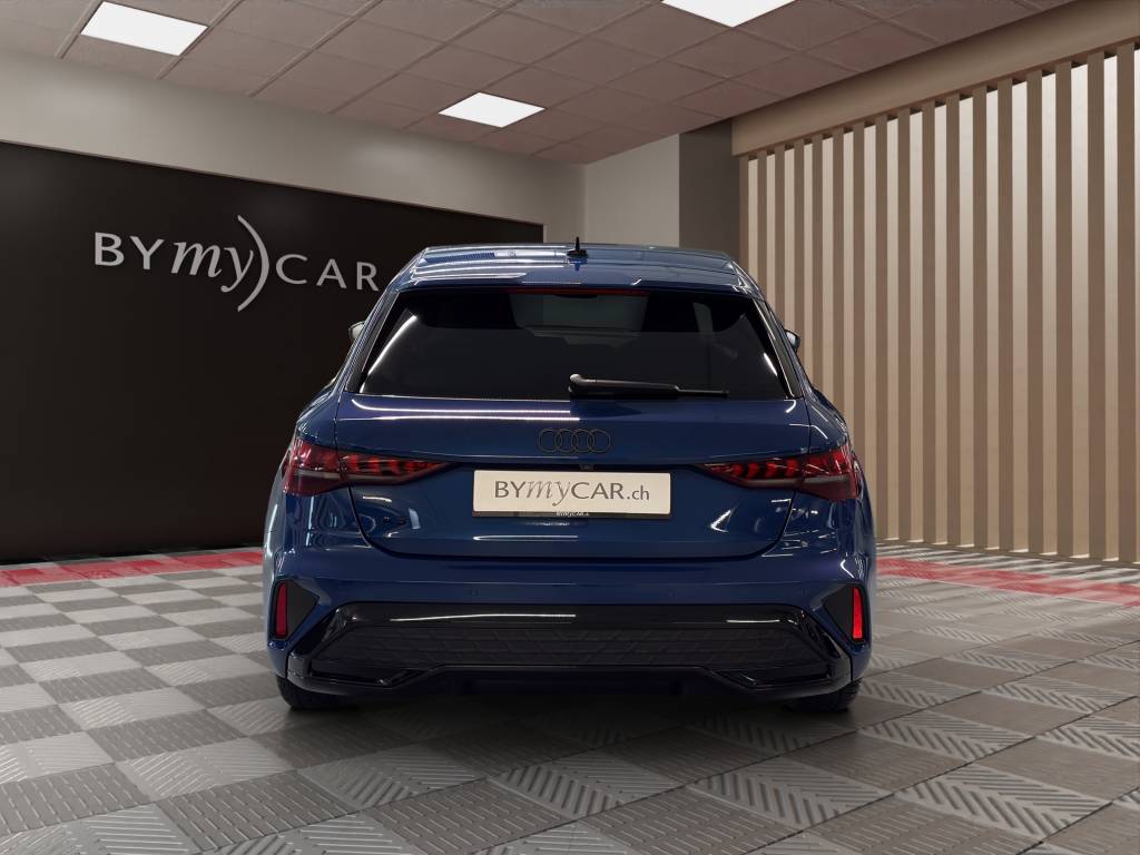 AUDI A3 Sportback TFSI 110 kW S line Attraction S tronic-image-13