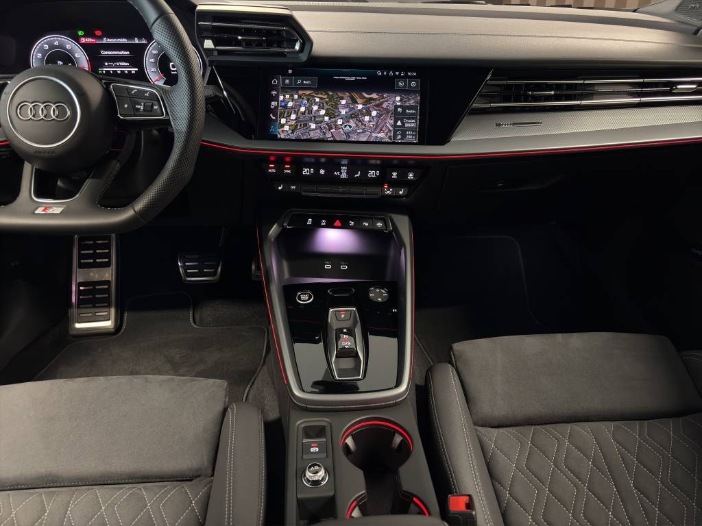 AUDI A3 Sportback TFSI 110 kW S line Attraction S tronic-image-14