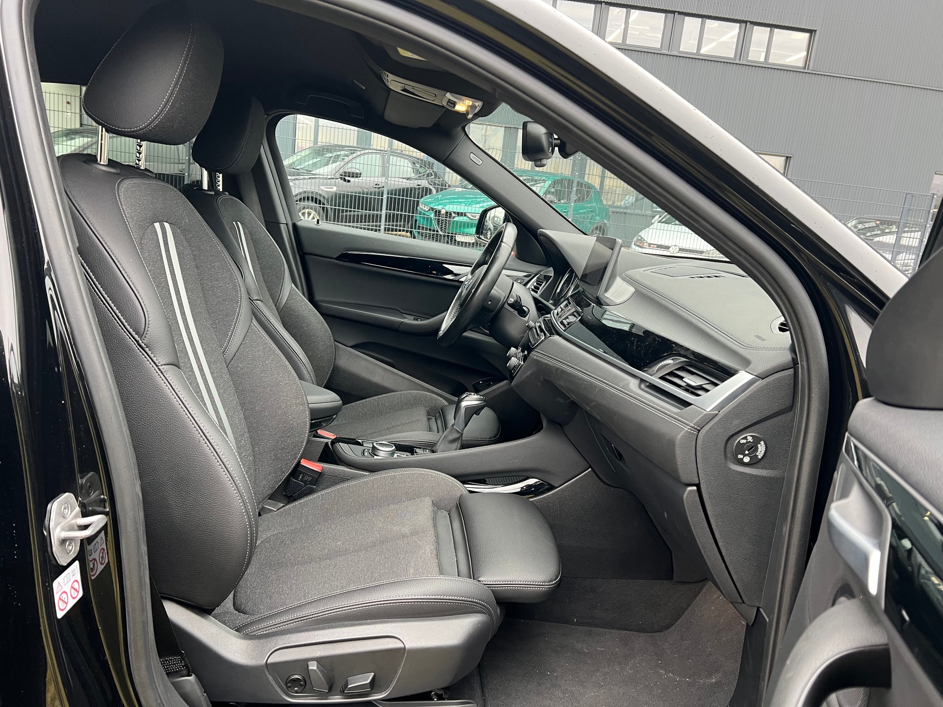BMW X2 xDrive 25e M Sport Steptronic-image-26