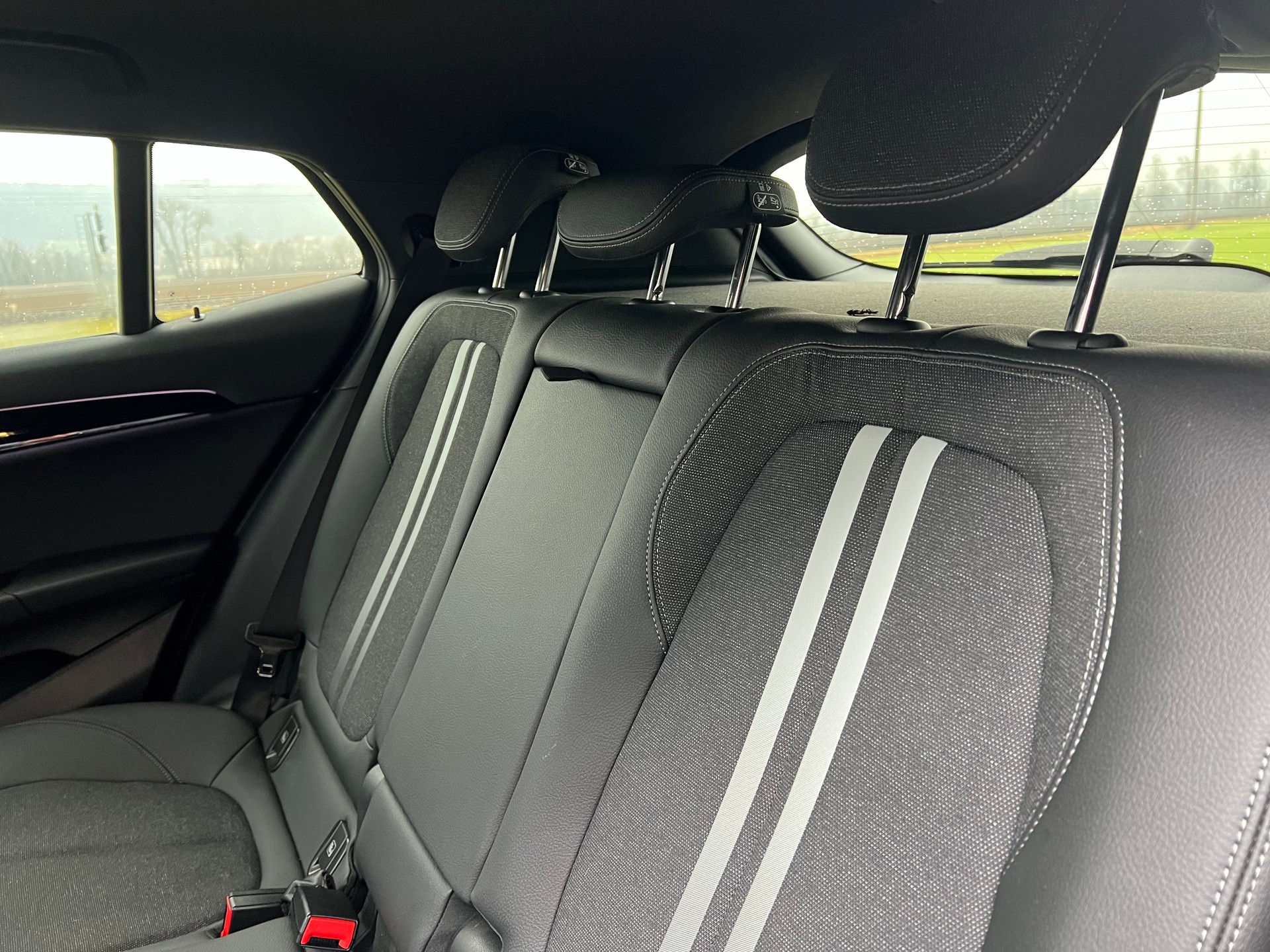 BMW X2 xDrive 25e M Sport Steptronic-image-28