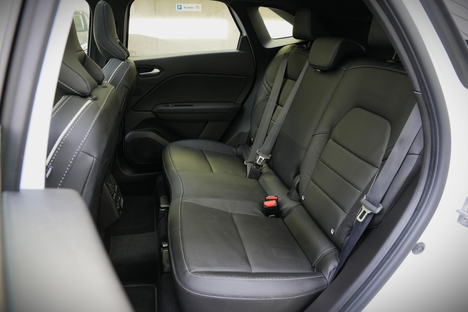 MITSUBISHI Grandis 1.8 HEV Instyle-image-6