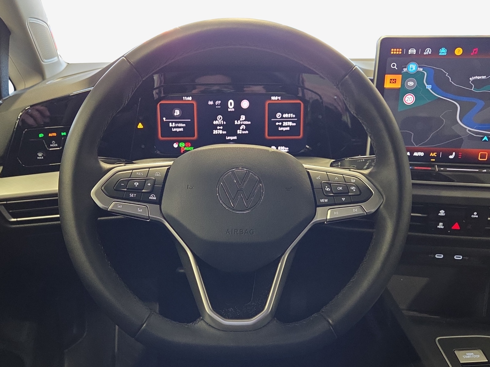 VW Golf 1.5 e TSI mHEV Life DSG-image-9
