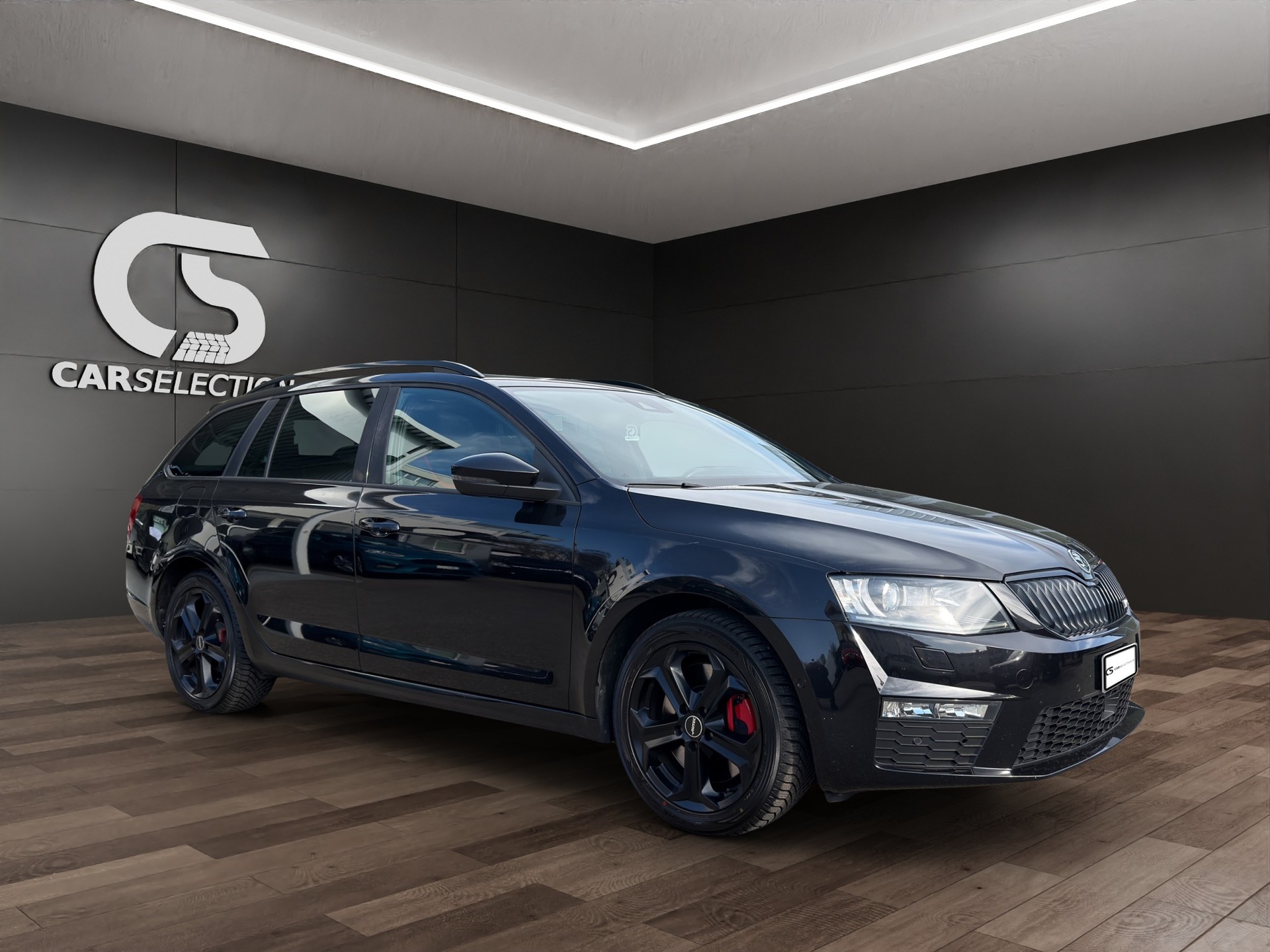 SKODA Octavia Combi 2.0 TDI RS CHALLENGE DSG-image-2
