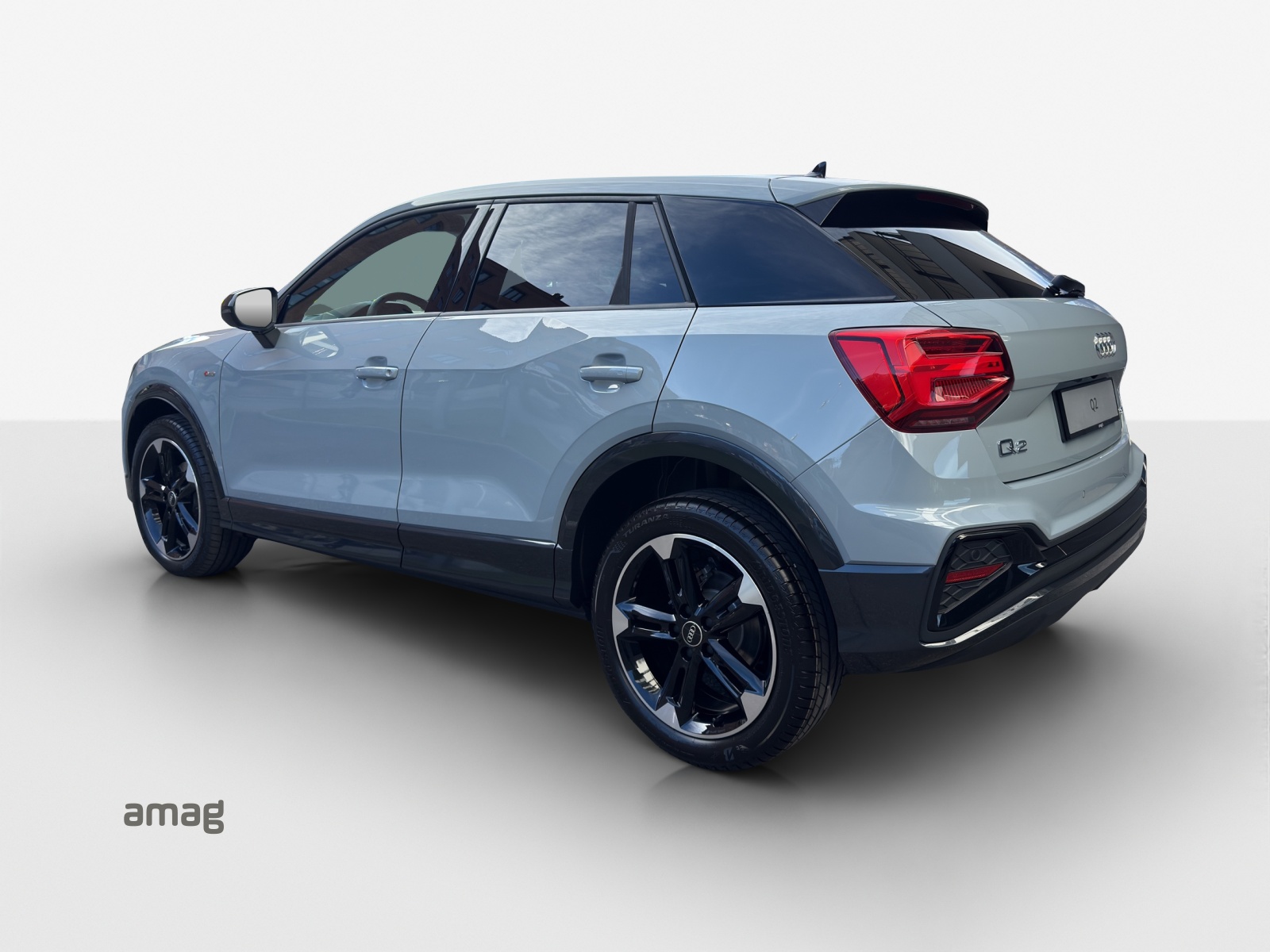 AUDI Q2 35 TFSI S line S-tronic-image-2