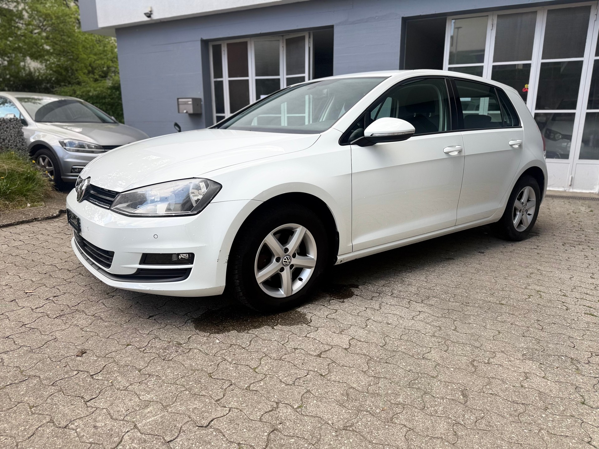 VW Golf 1.2 TSI Cup DSG-image-1