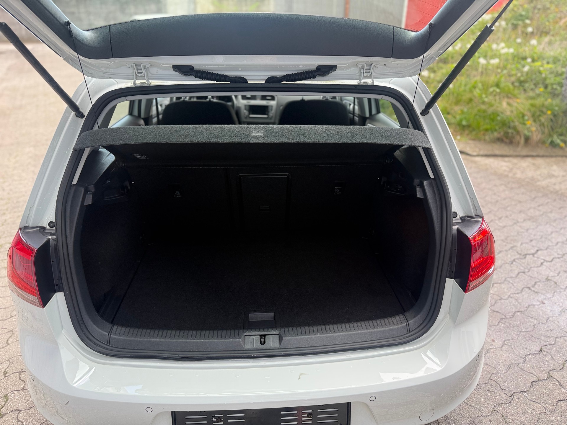 VW Golf 1.2 TSI Cup DSG-image-4