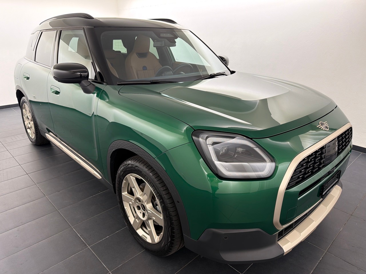 MINI Countryman D-showroom-element-3