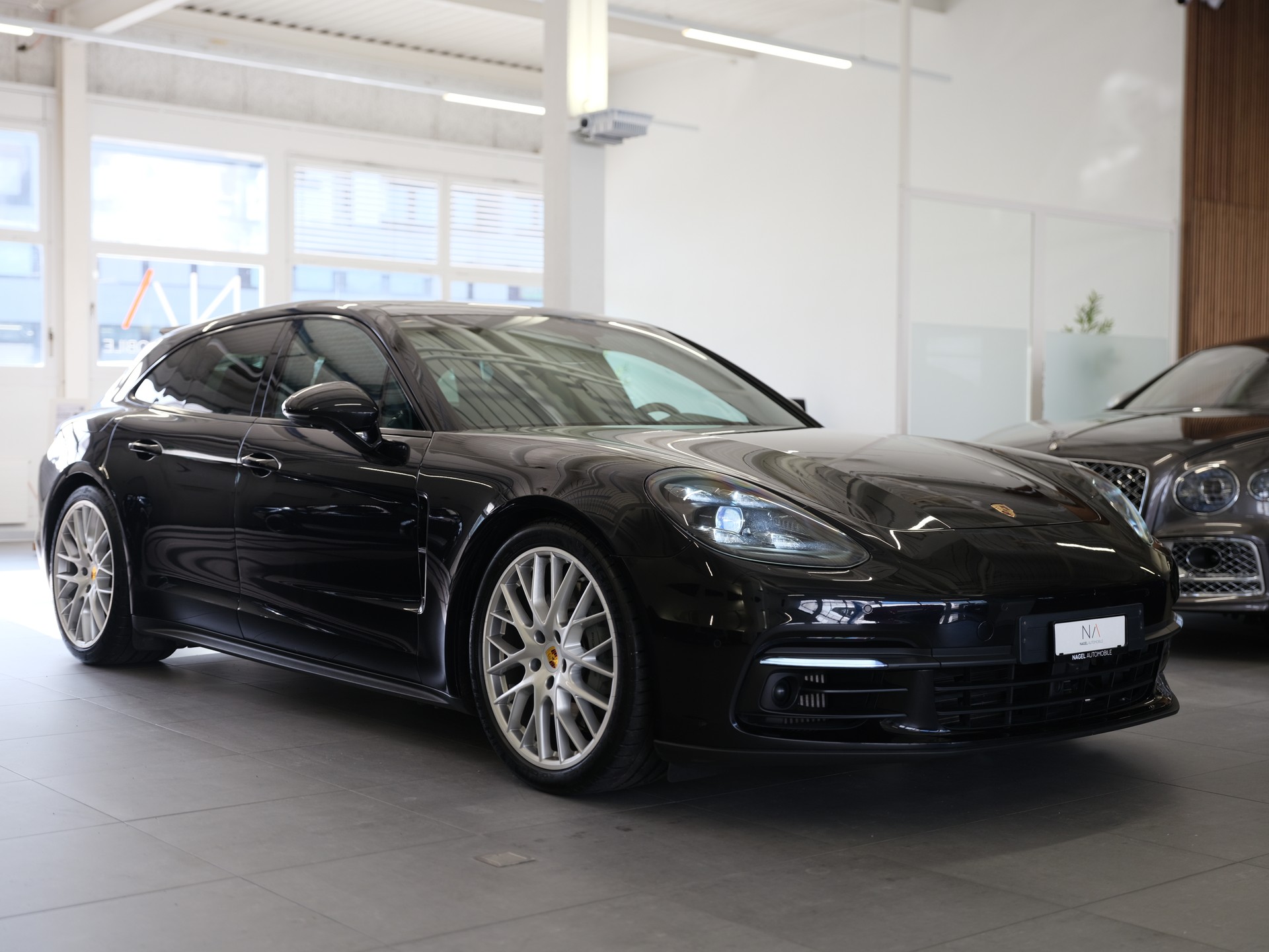 PORSCHE Panamera 4S PDK *Panorama* *Sport Chrono Paket* *Leder Interieur*-image-1