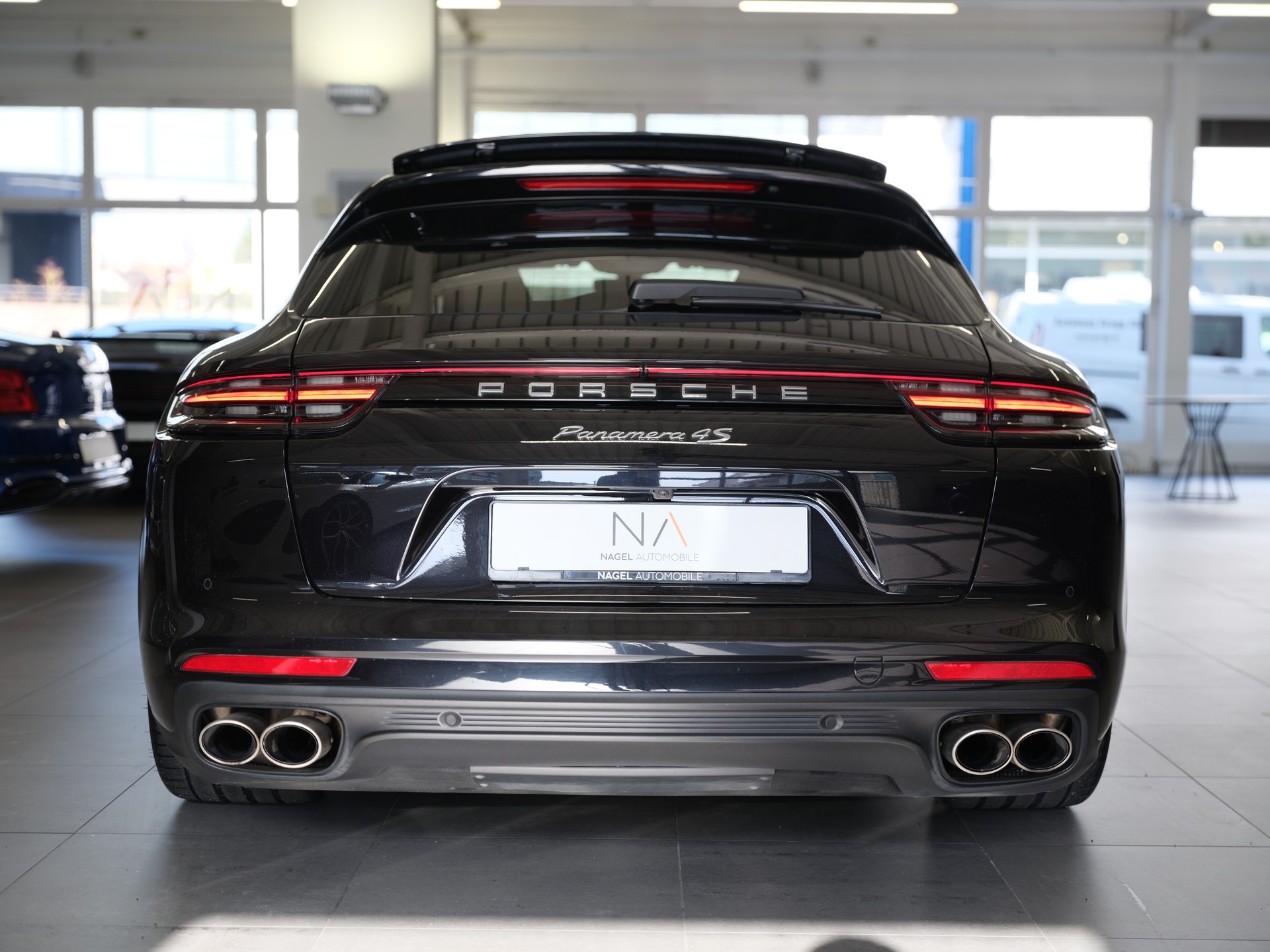 PORSCHE Panamera 4S PDK *Panorama* *Sport Chrono Paket* *Leder Interieur*-image-4