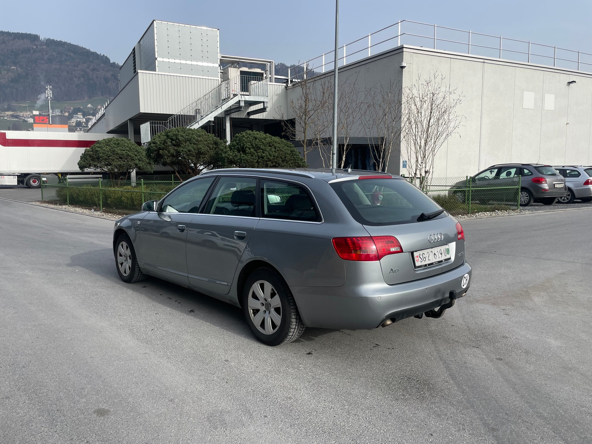 AUDI A6 Avant 3.0 V6 TDI quattro-image-2