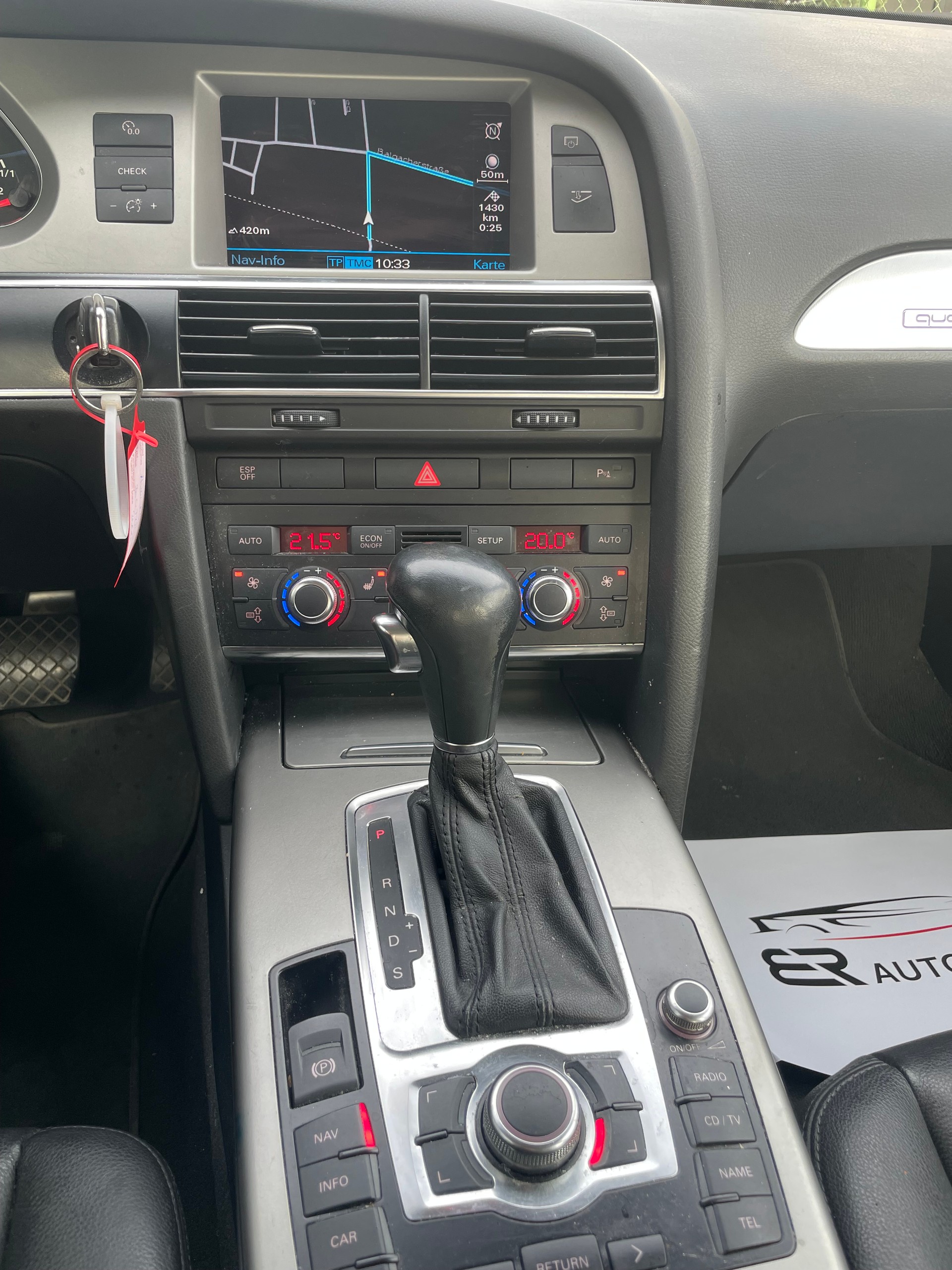AUDI A6 Avant 3.0 V6 TDI quattro-image-14
