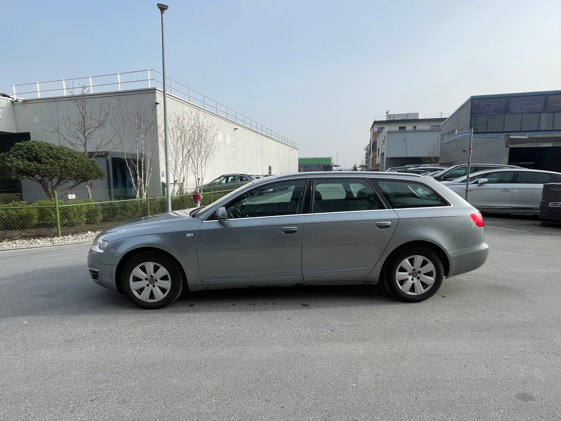 AUDI A6 Avant 3.0 V6 TDI quattro-image-6