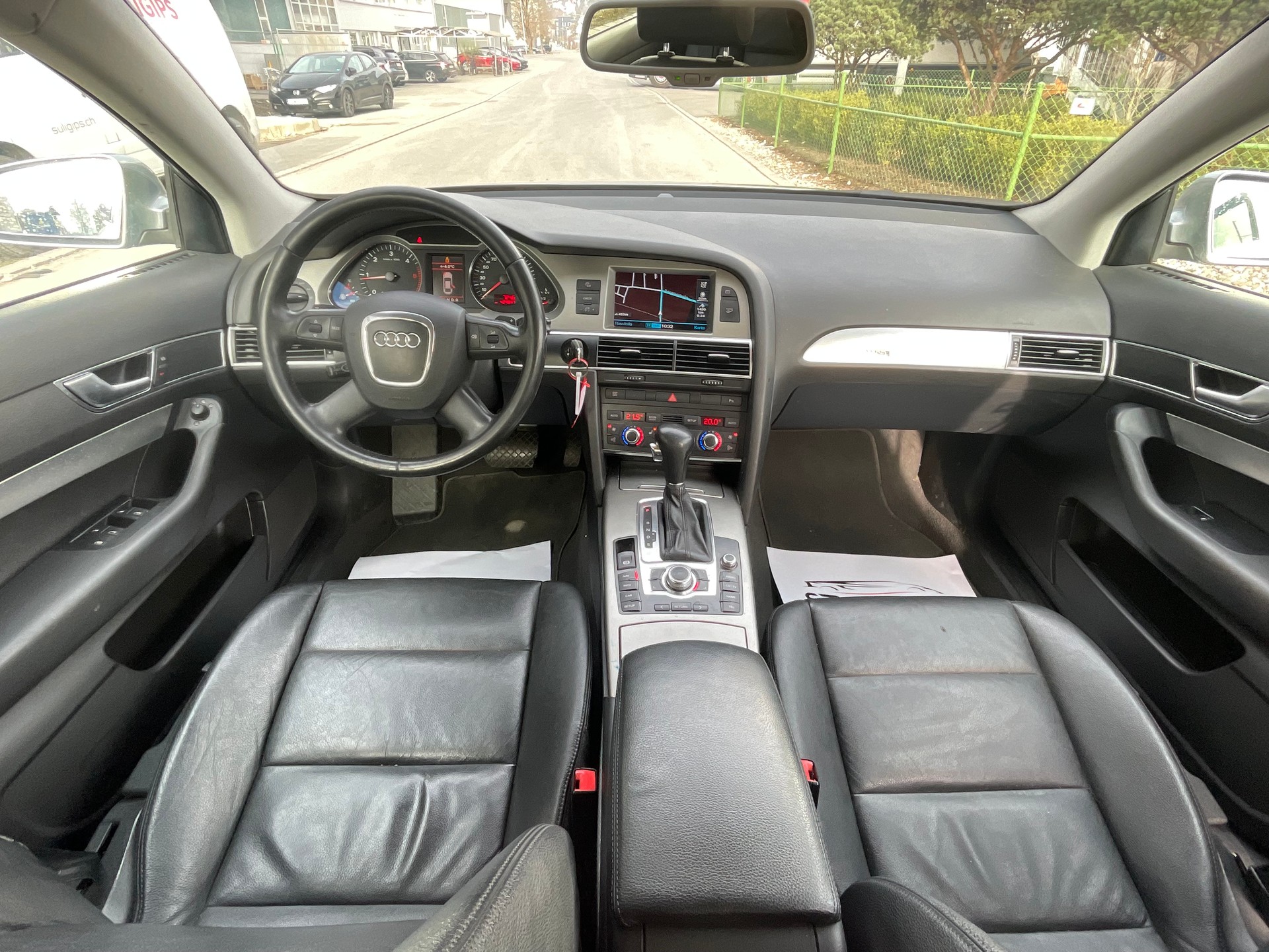 AUDI A6 Avant 3.0 V6 TDI quattro-image-11