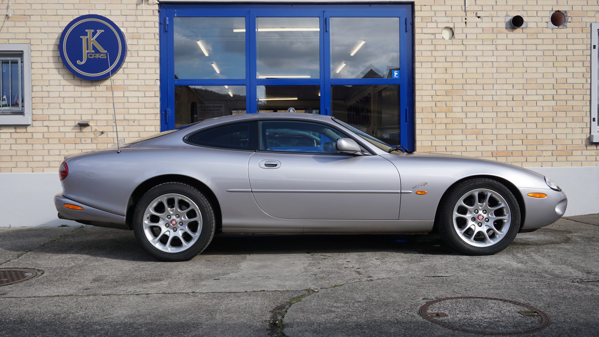 JAGUAR XKR S/C-image-5