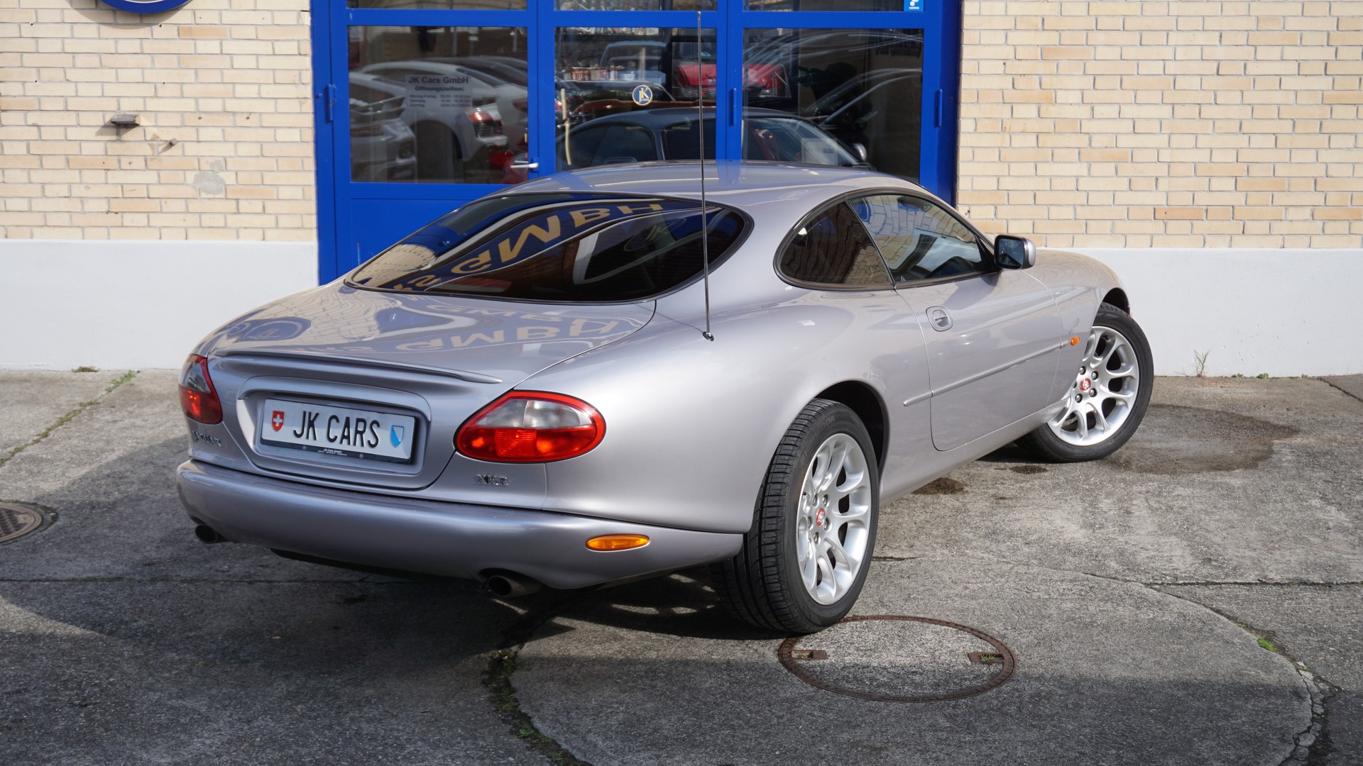JAGUAR XKR S/C-image-8