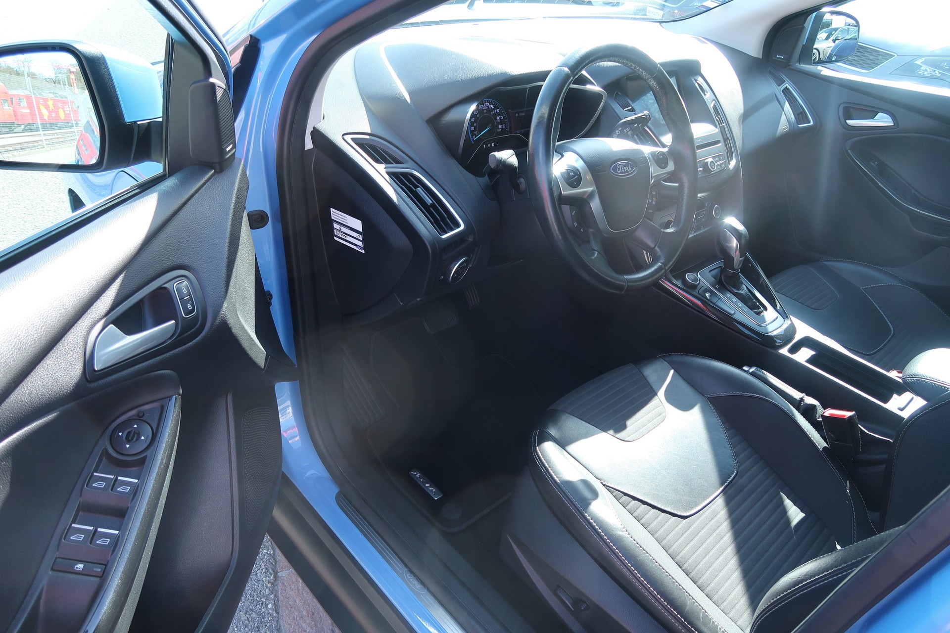 FORD Focus BEV Electric Automatic-image-9
