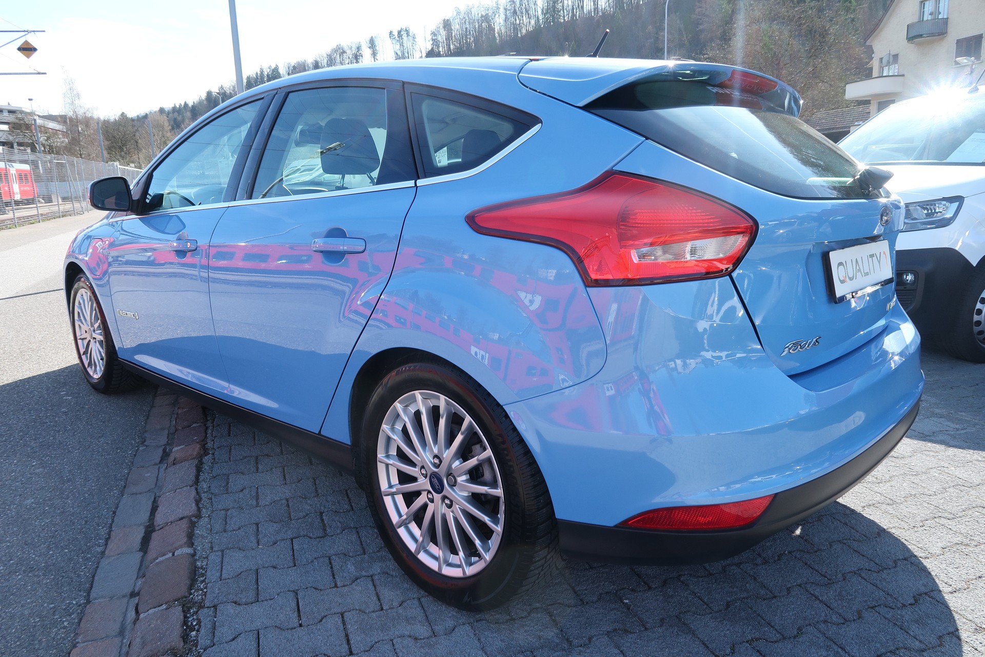 FORD Focus BEV Electric Automatic-image-6