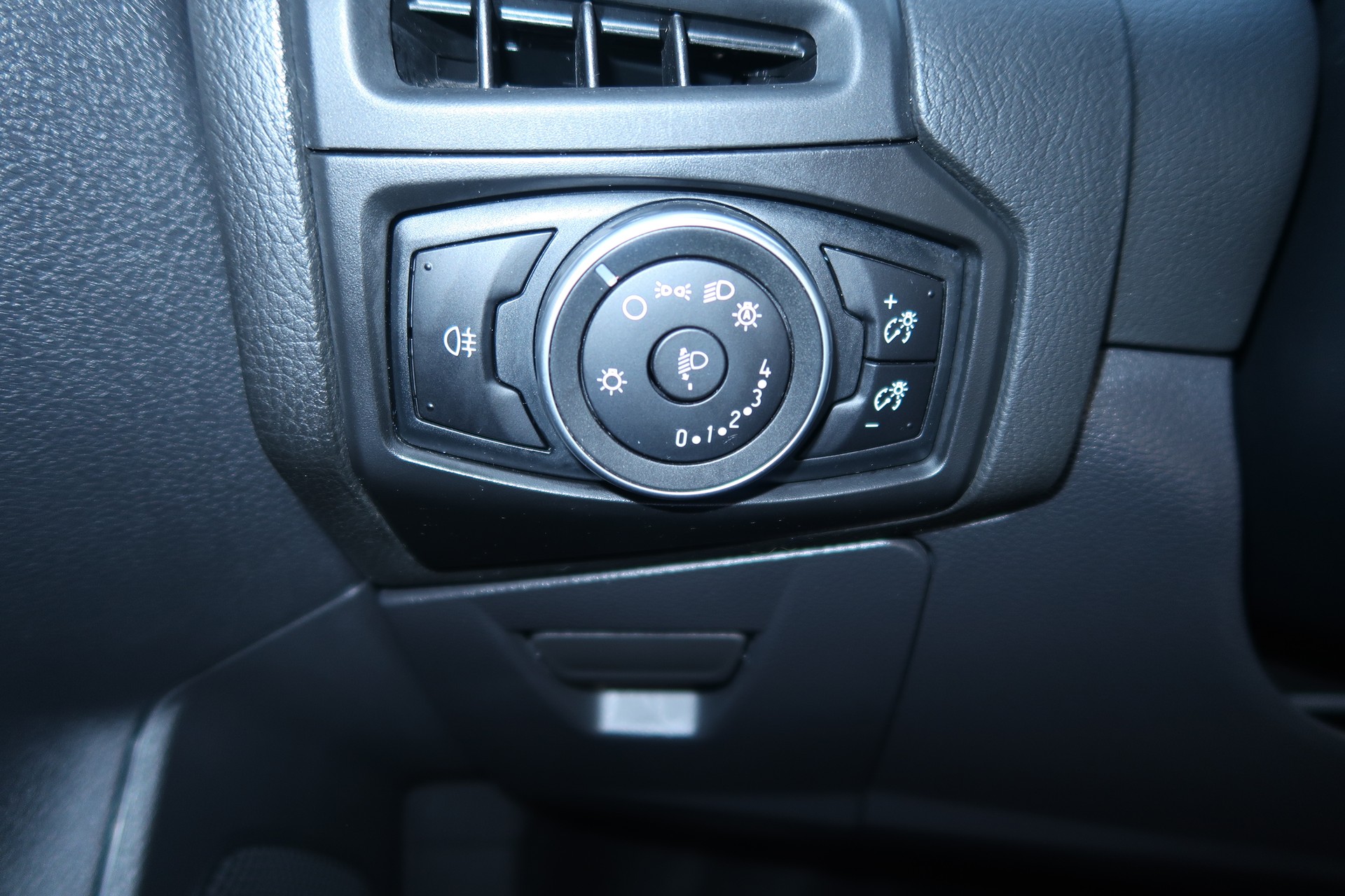 FORD Focus BEV Electric Automatic-image-25