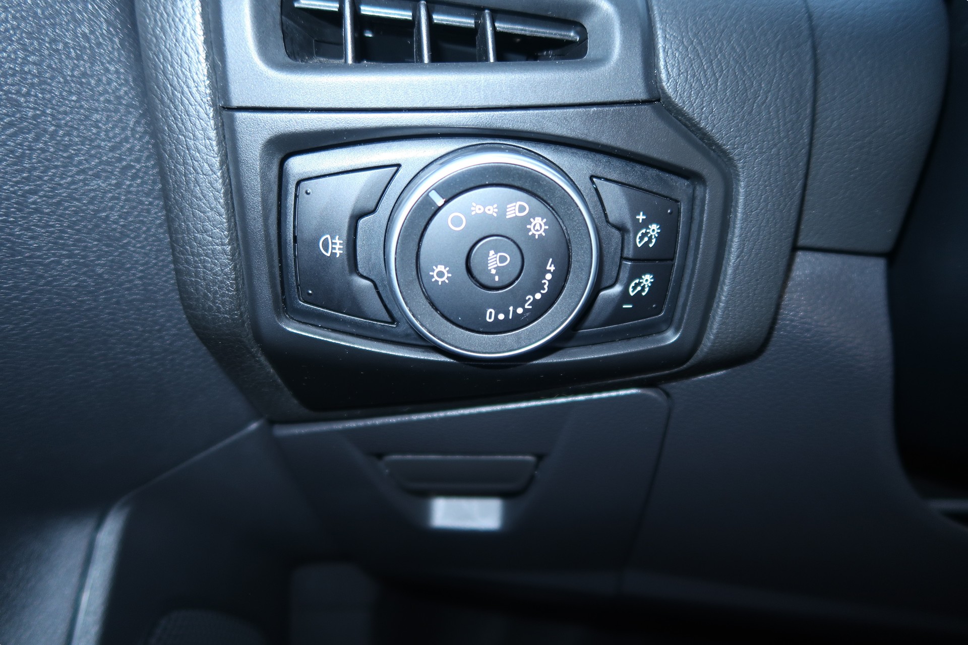 FORD Focus BEV Electric Automatic-image-25