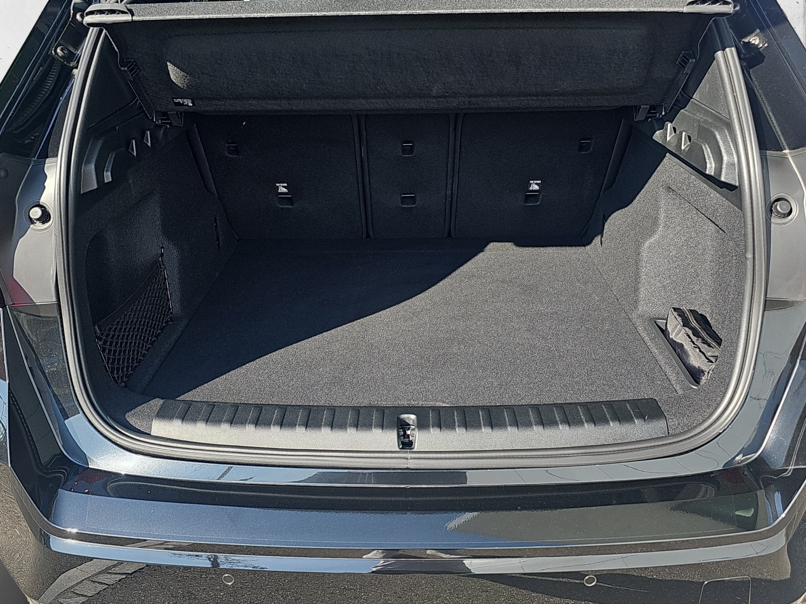 BMW X1 xDrive 23i 48V M Sport-image-15