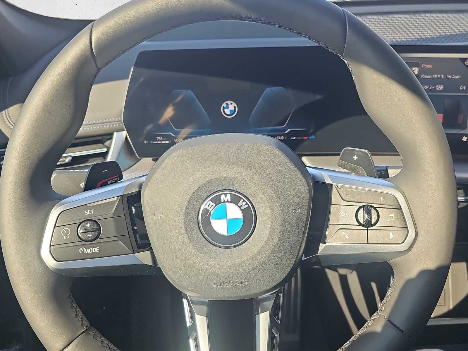 BMW X1 xDrive 23i 48V M Sport-image-10