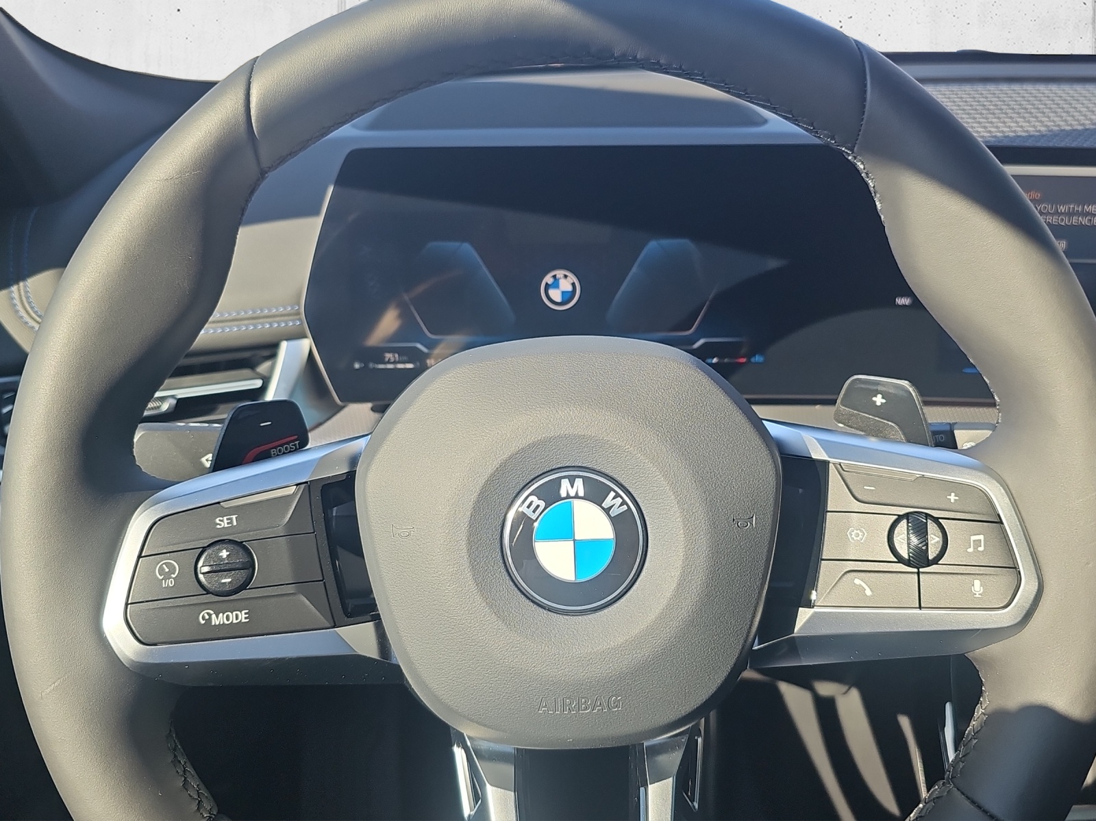 BMW X1 xDrive 23i 48V M Sport-image-12