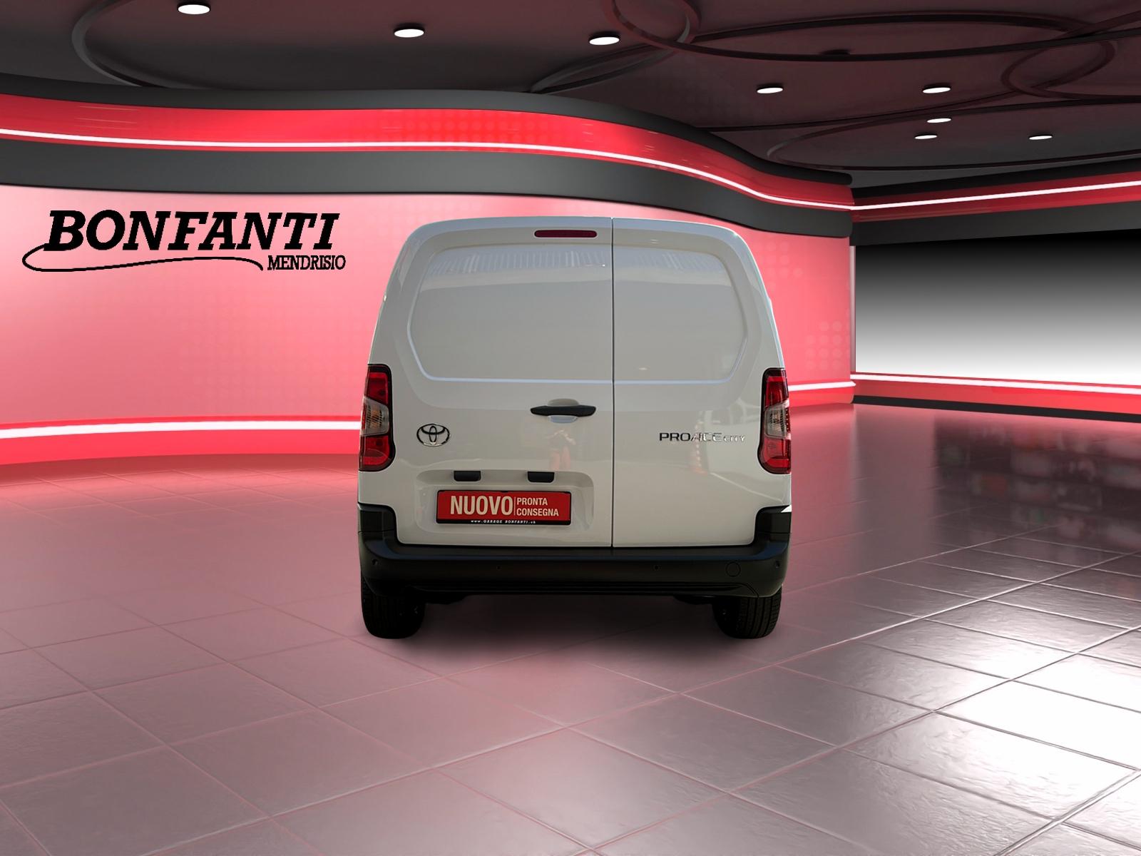 TOYOTA PROACE CITY Van L1 1.2 Active-image-8