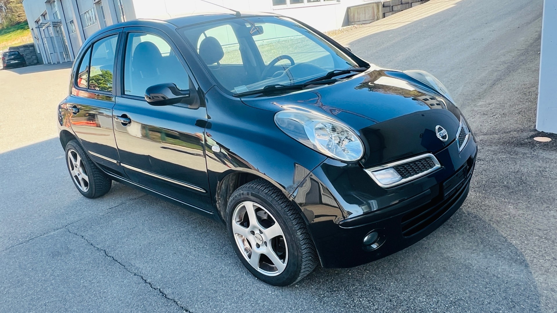 NISSAN Micra 1.4 Active Luxury-image-7